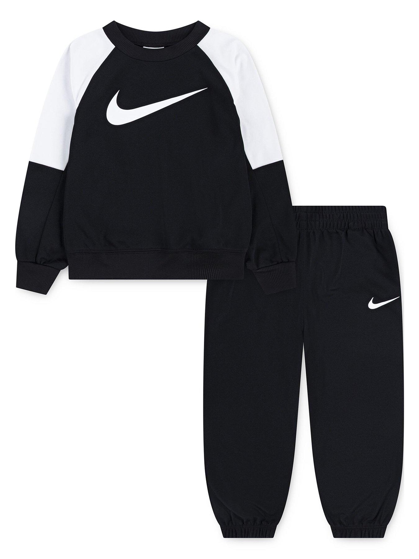 Nike Kids Unisex Lifestyle Essentials Crew Black Very