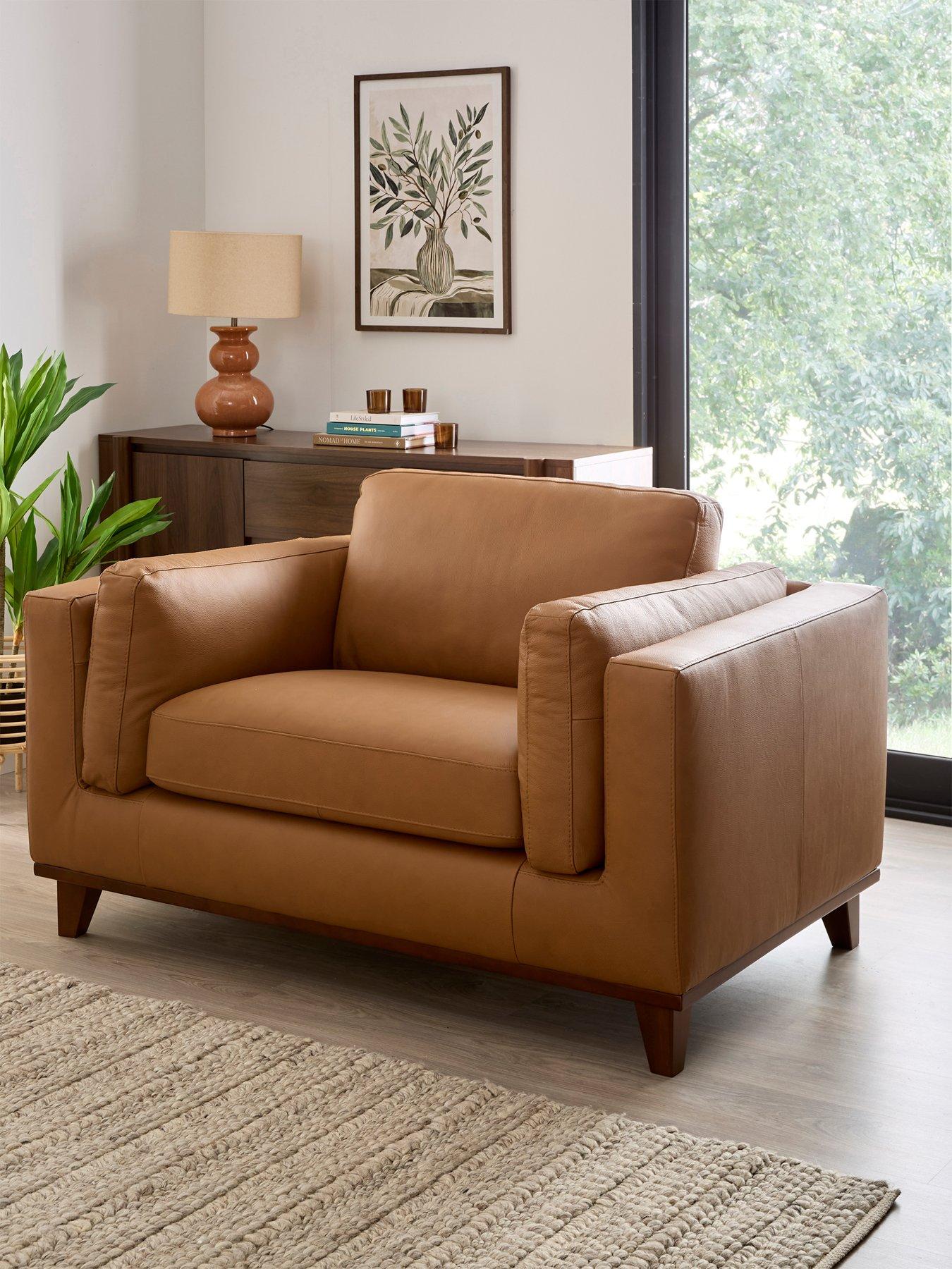 The Very Collection Chiswick Italian Leather Snuggle Chair