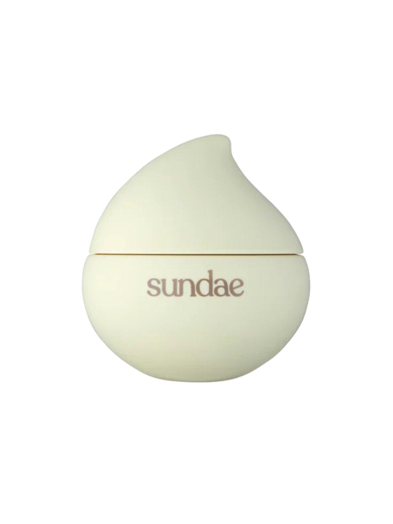 Image 4 of 5 of Sundae Velvety Vanilla Body Whipped Moisturiser & Very Vanilla Whipped Shower Foam Duo