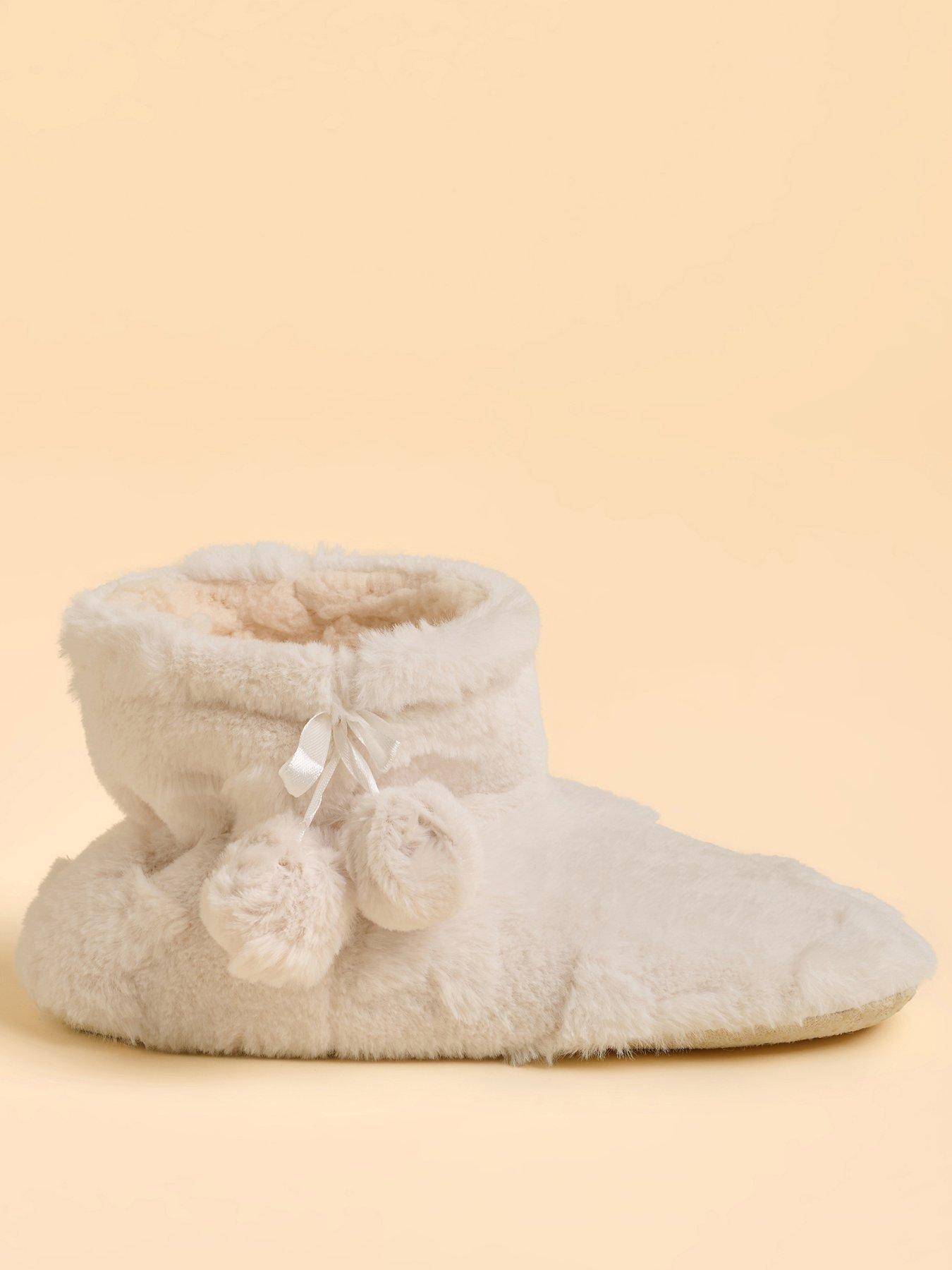 undefined Cedar Strolls Slipper - Beige