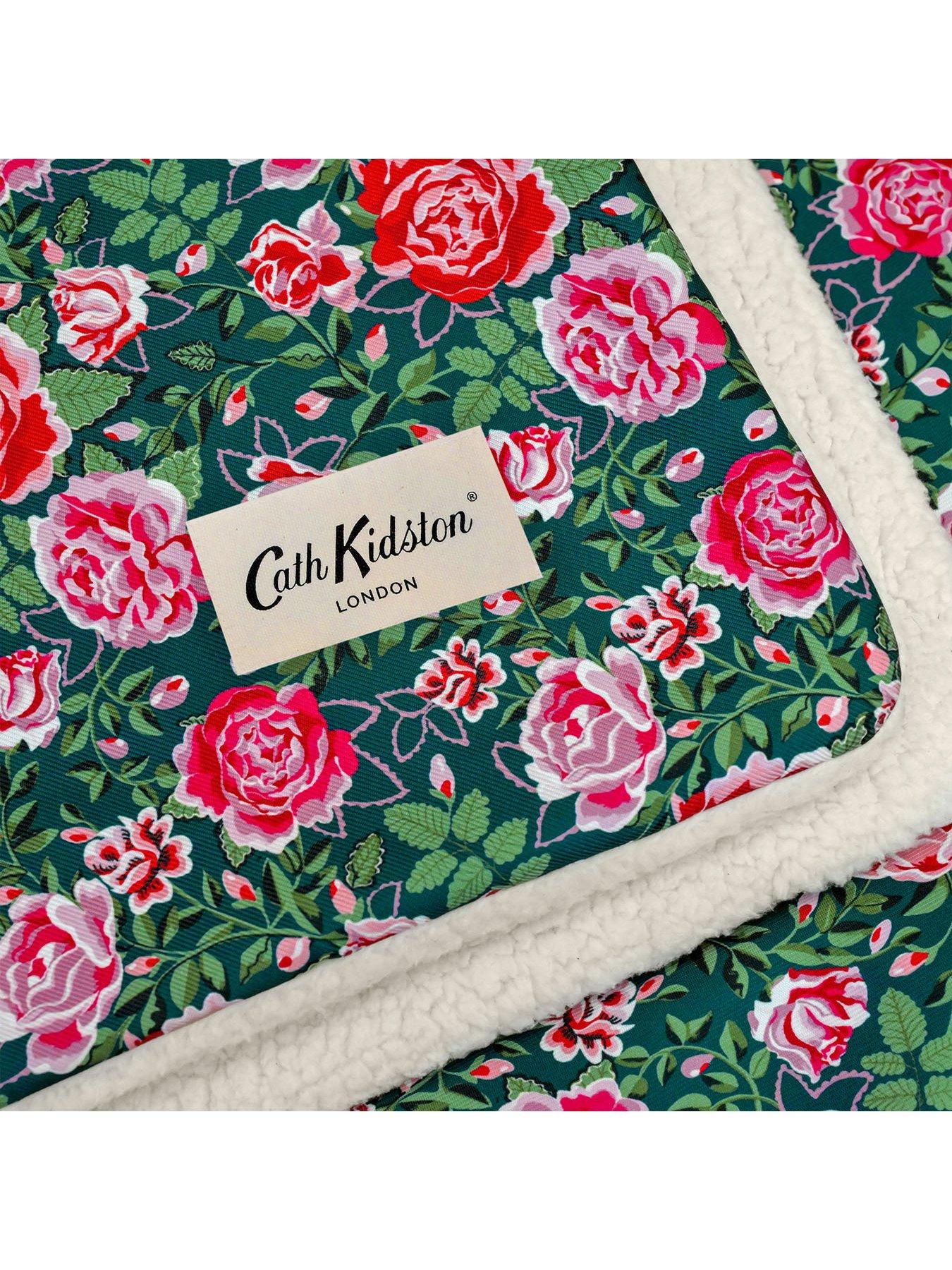 Image 3 of 4 of Cath Kidston Dolly Rose Pet Blanket