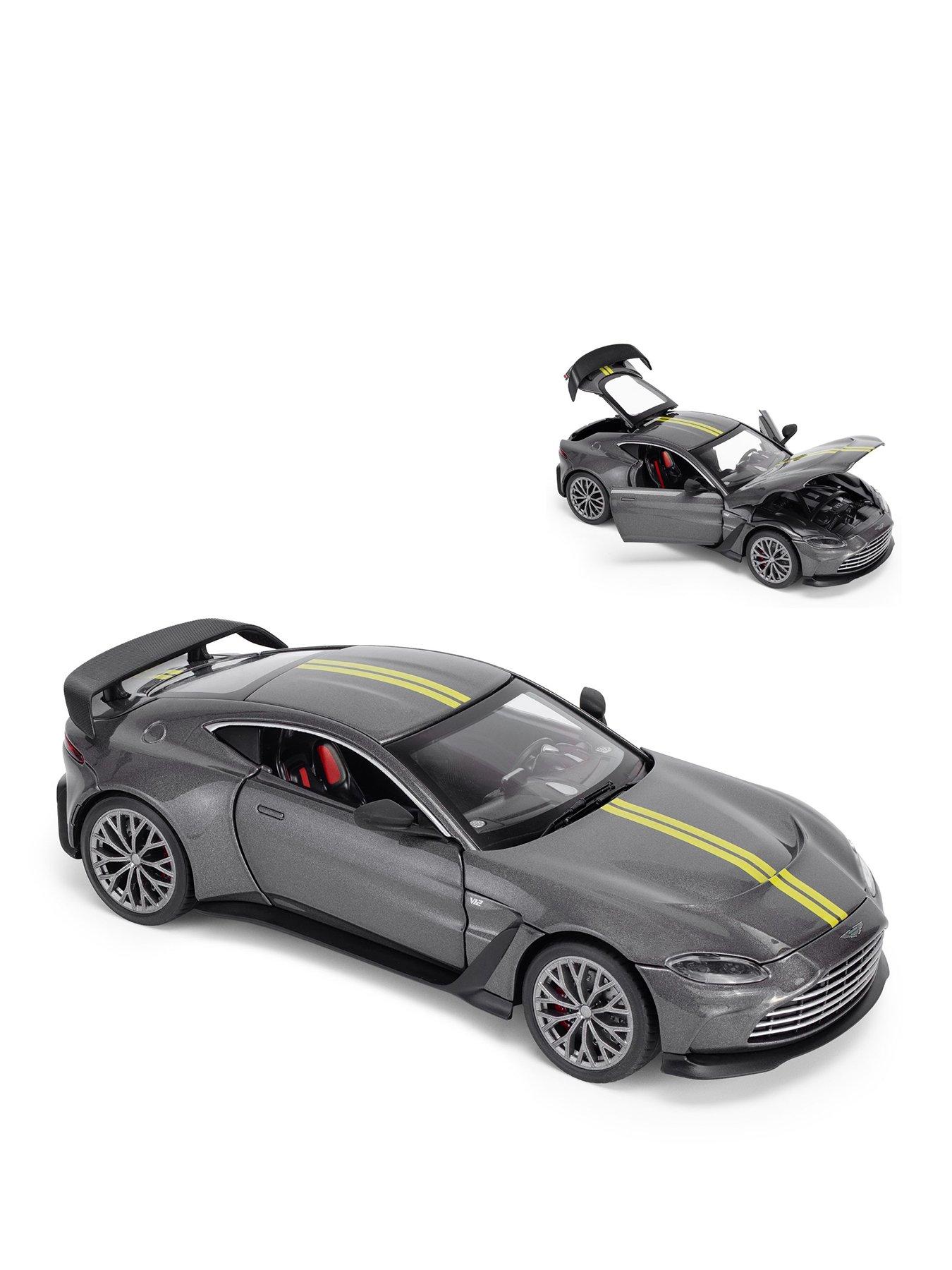 Image 1 of 7 of Die-Cast 1:24 scale Aston Martin Vantage V12 Model Car