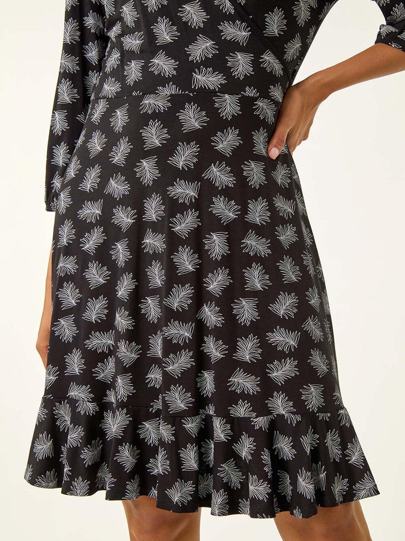 Image 5 of 5 of Roman Leaf Print Wrap Stretch Dress - Black