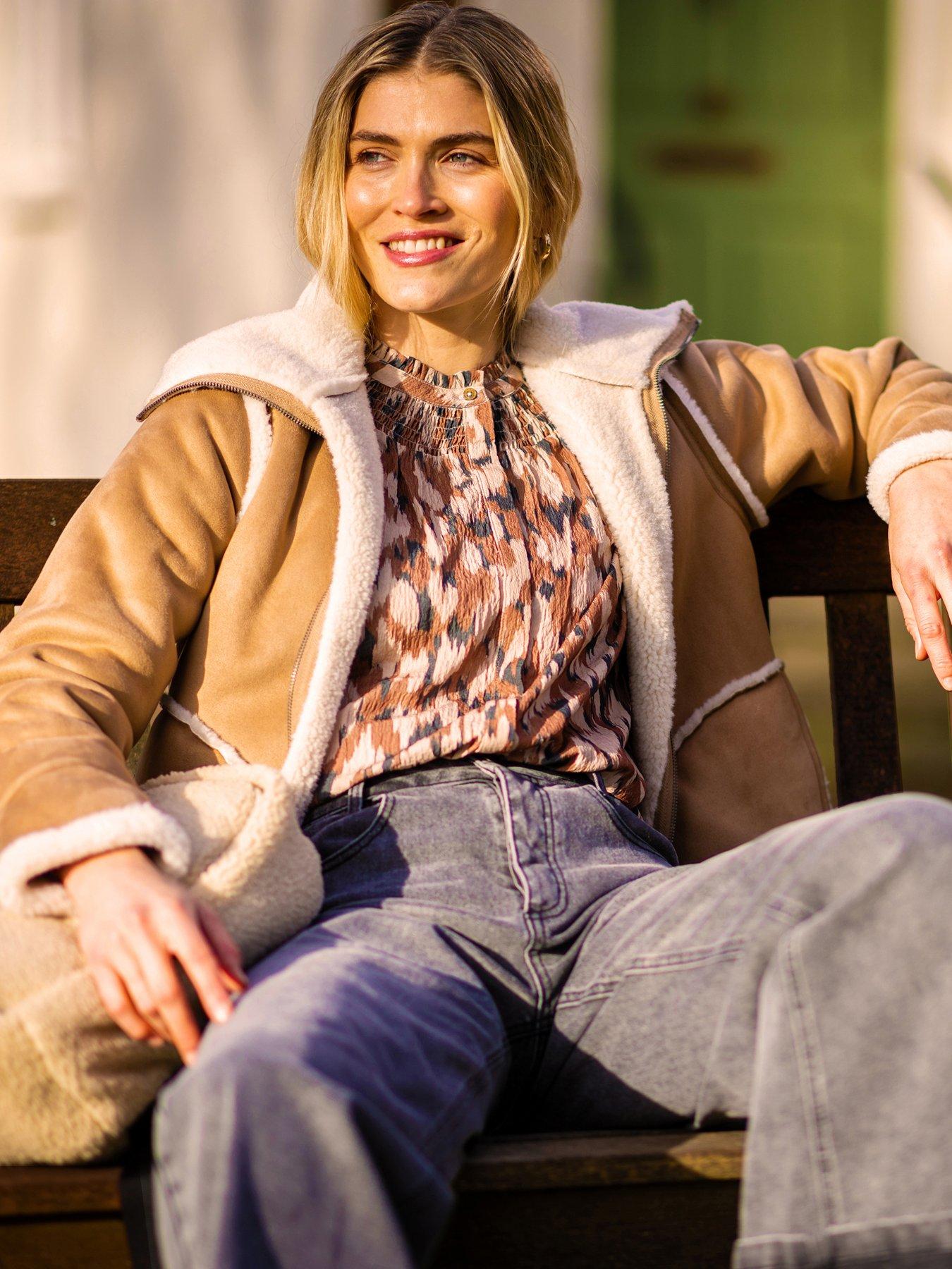 undefined Pine Jacket - Beige