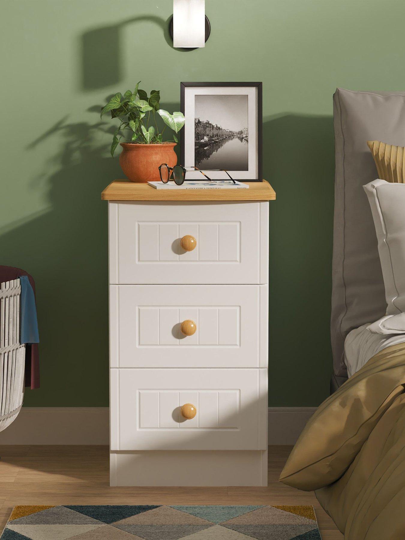 swift-harrogate-3-drawer-ready-assemblednbspbedside-table