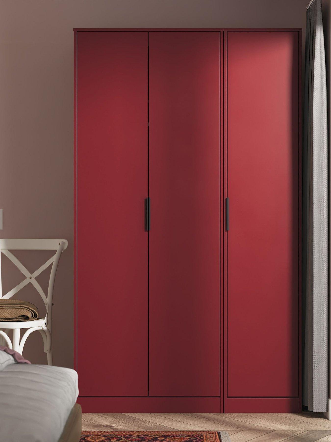 SWIFT Emerson Triple Wardrobe