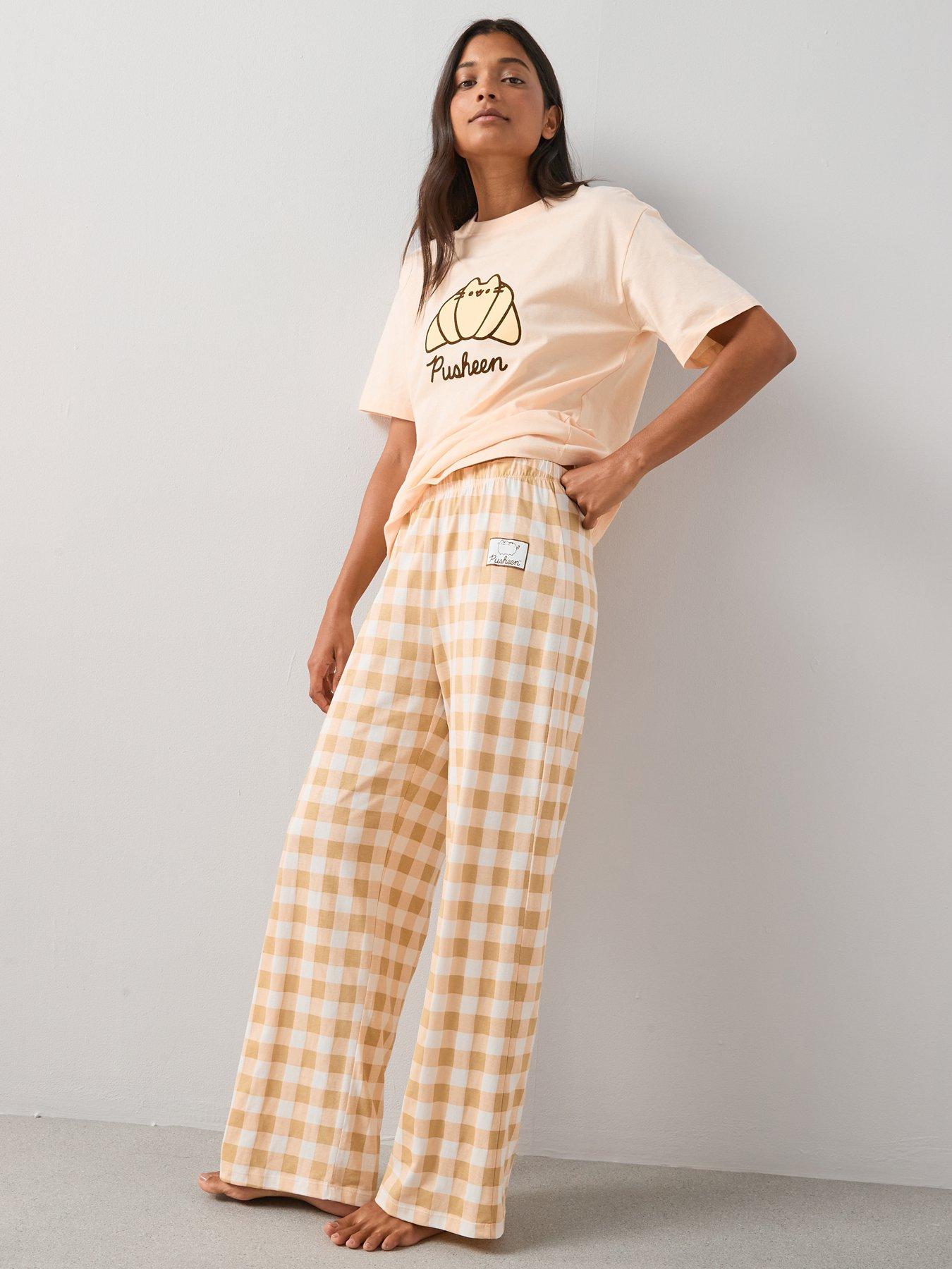 Image 3 of 7 of The Very Collection Pusheen Croissant Wide Leg Pyjama Set - Beige