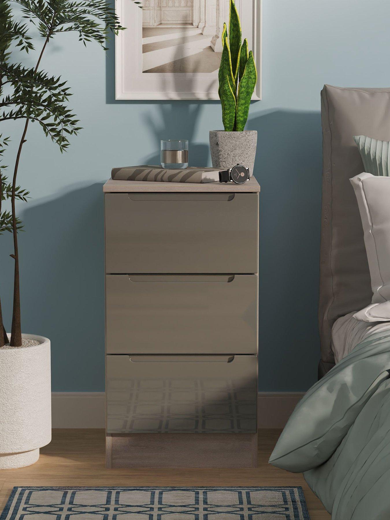 swift-florence-3-drawer-bedside-table