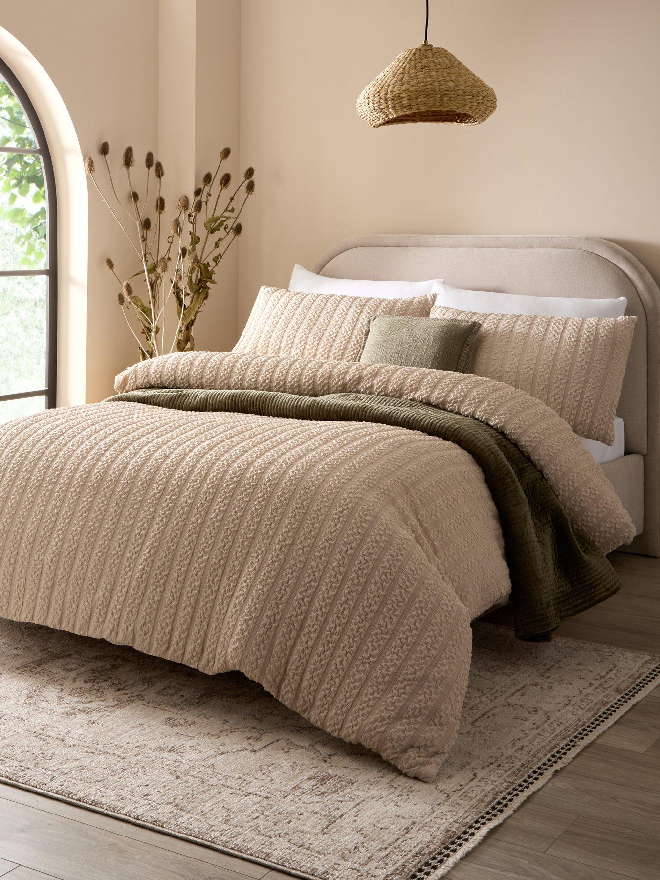 Image 1 of 5 of The Very Collection Michelle Keegan Super Soft Seersucker Stripe Duvet Set