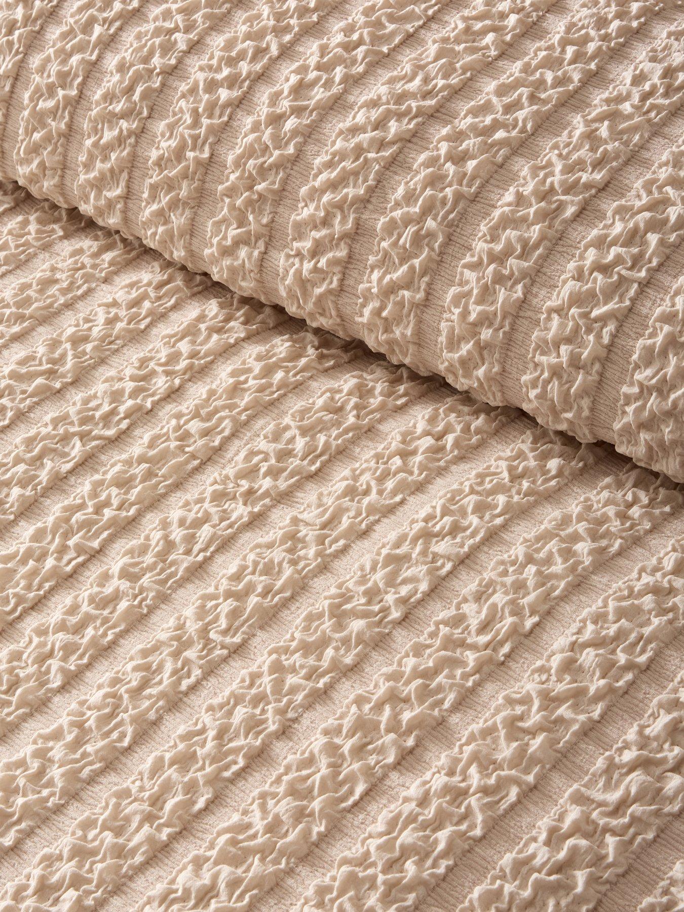 Image 5 of 5 of The Very Collection Michelle Keegan Super Soft Seersucker Stripe Duvet Set
