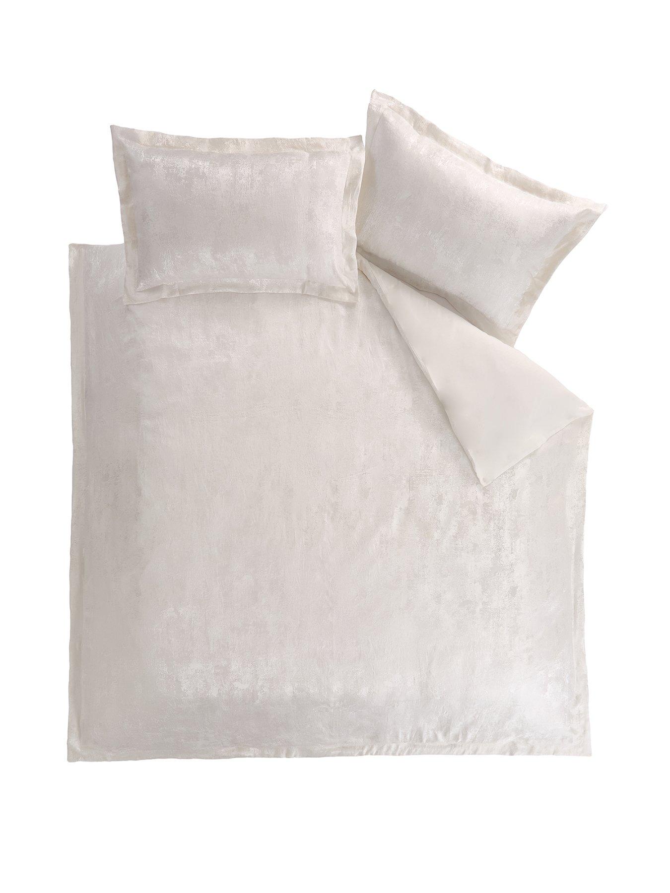 The Very Collection Luxe Textured Jacquard Duvet Set | Very