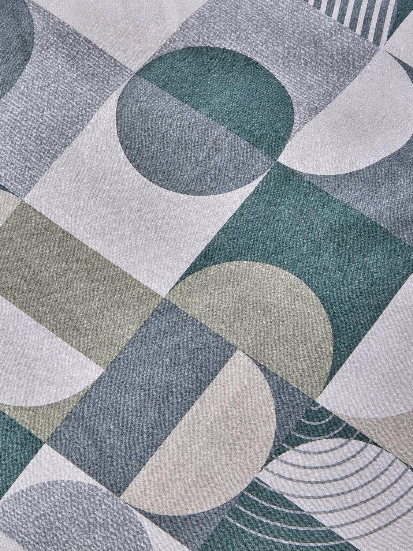 Image 3 of 5 of The Very Collection Geo Print Duvet Set