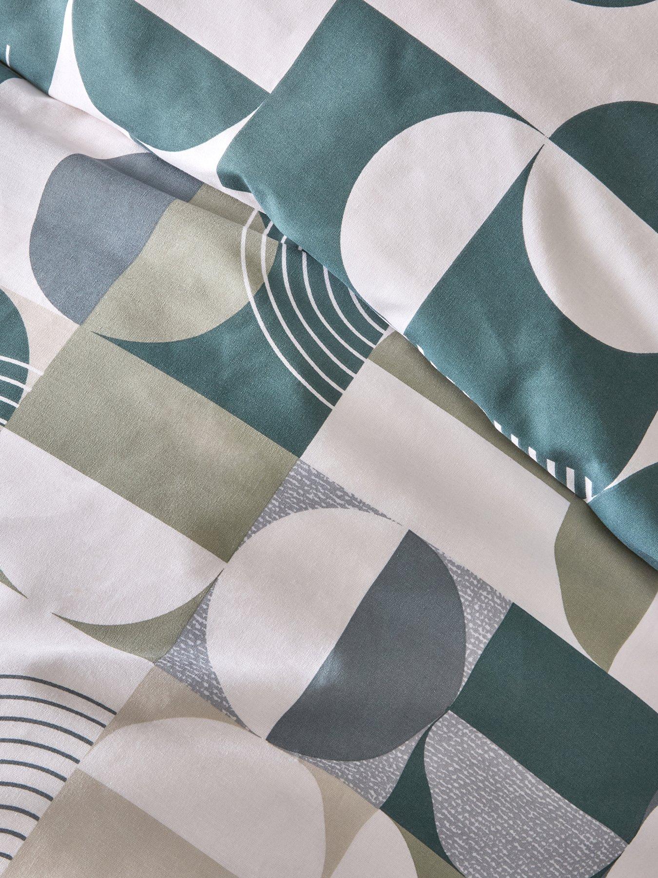 Image 4 of 5 of The Very Collection Geo Print Duvet Set