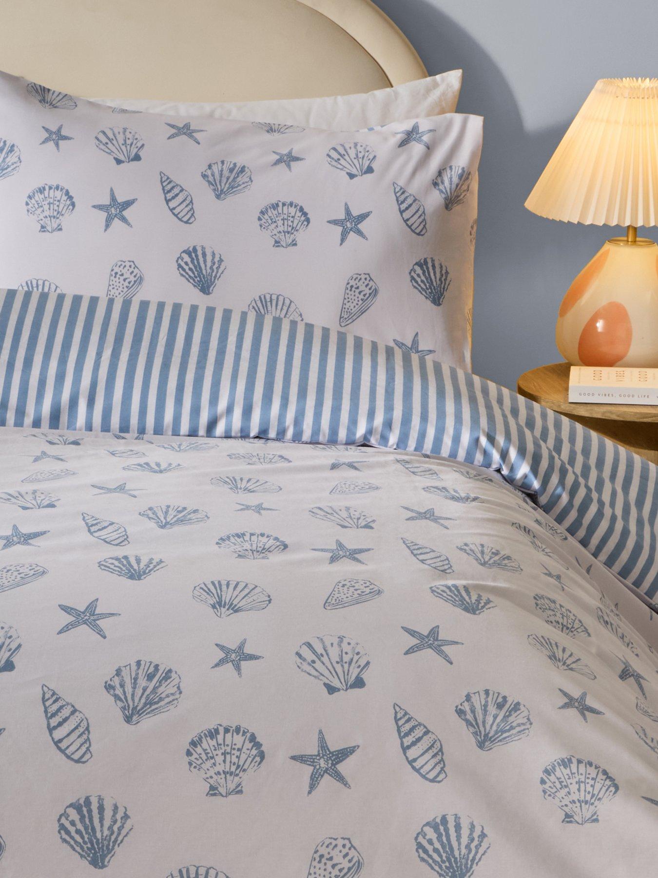Image 5 of 5 of The Very Collection Shells Printed Duvet Set