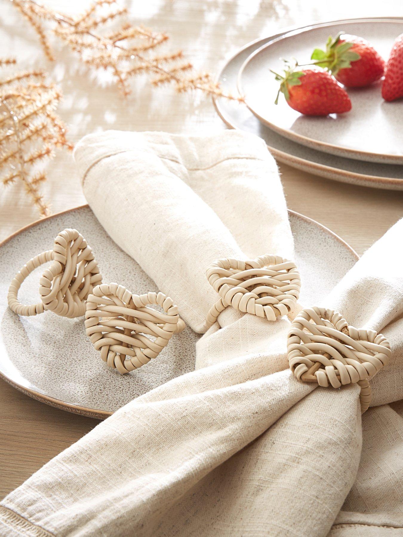 The Very Collection Set Of 4 Heart Napkin Rings