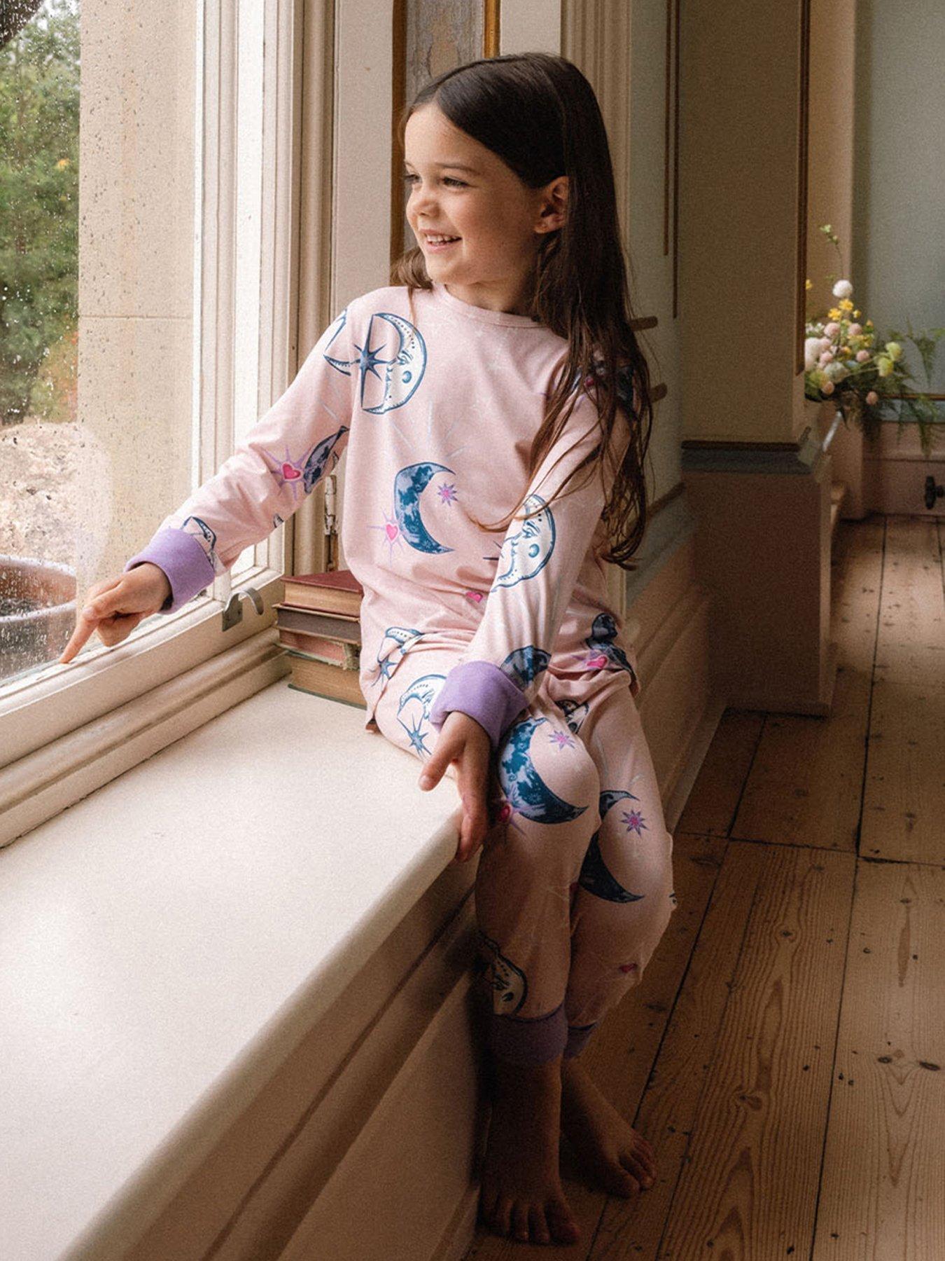undefined Unisex Kids Star And Moon Print Pyjamas With Extendable Cuffs - Pink