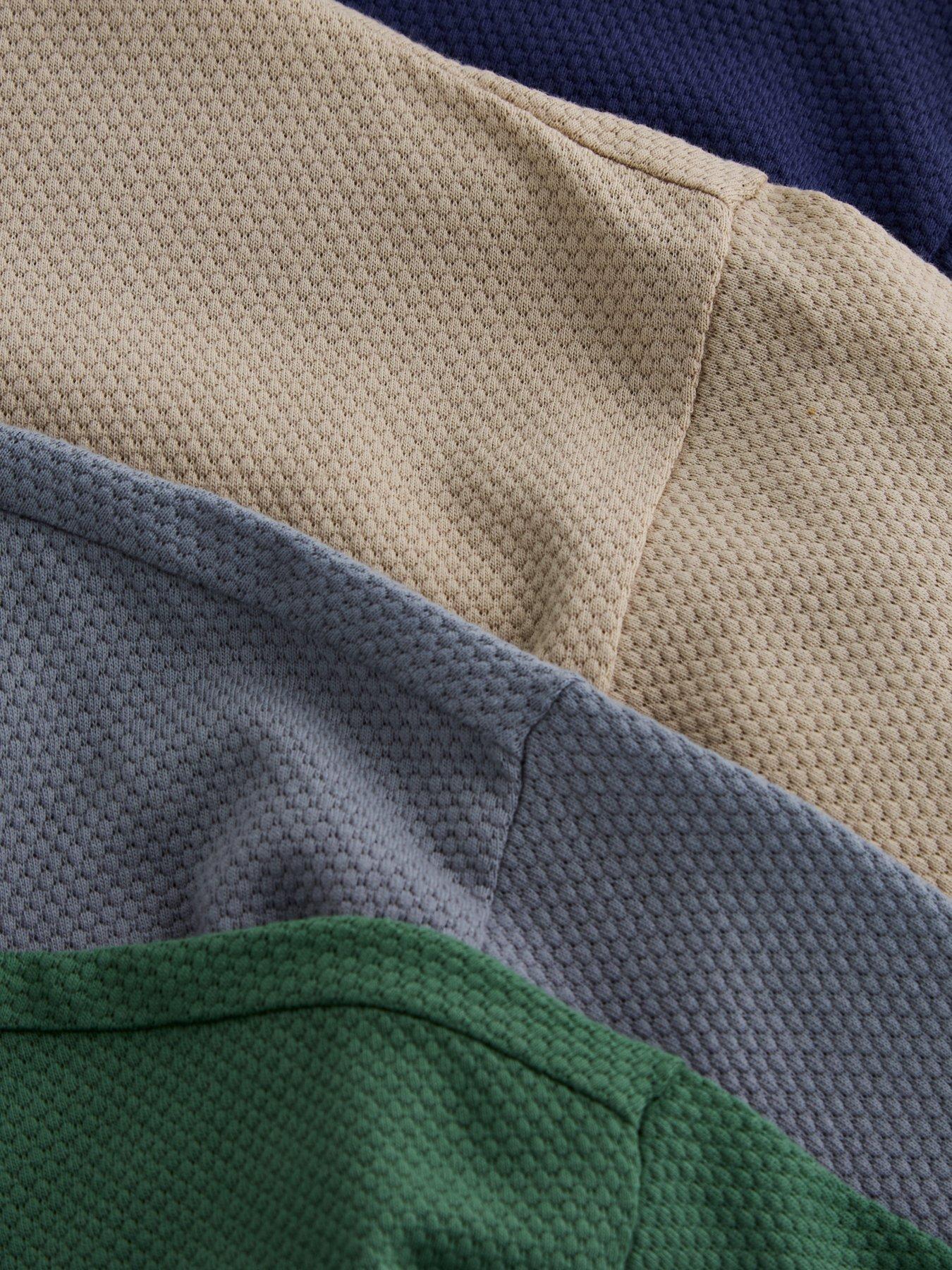 Image 5 of 5 of The Very Collection Boys 4 Pack Plain T-shirts - Multi