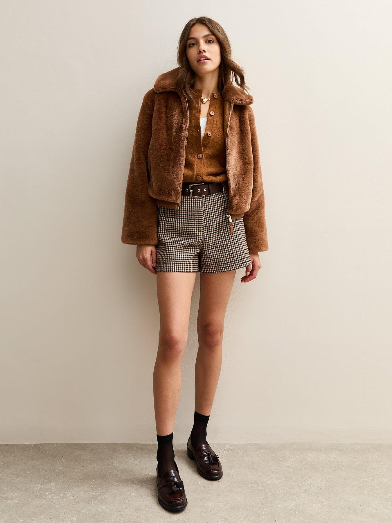 New Look Houndstooth Check Belted Shorts - Brown | Very