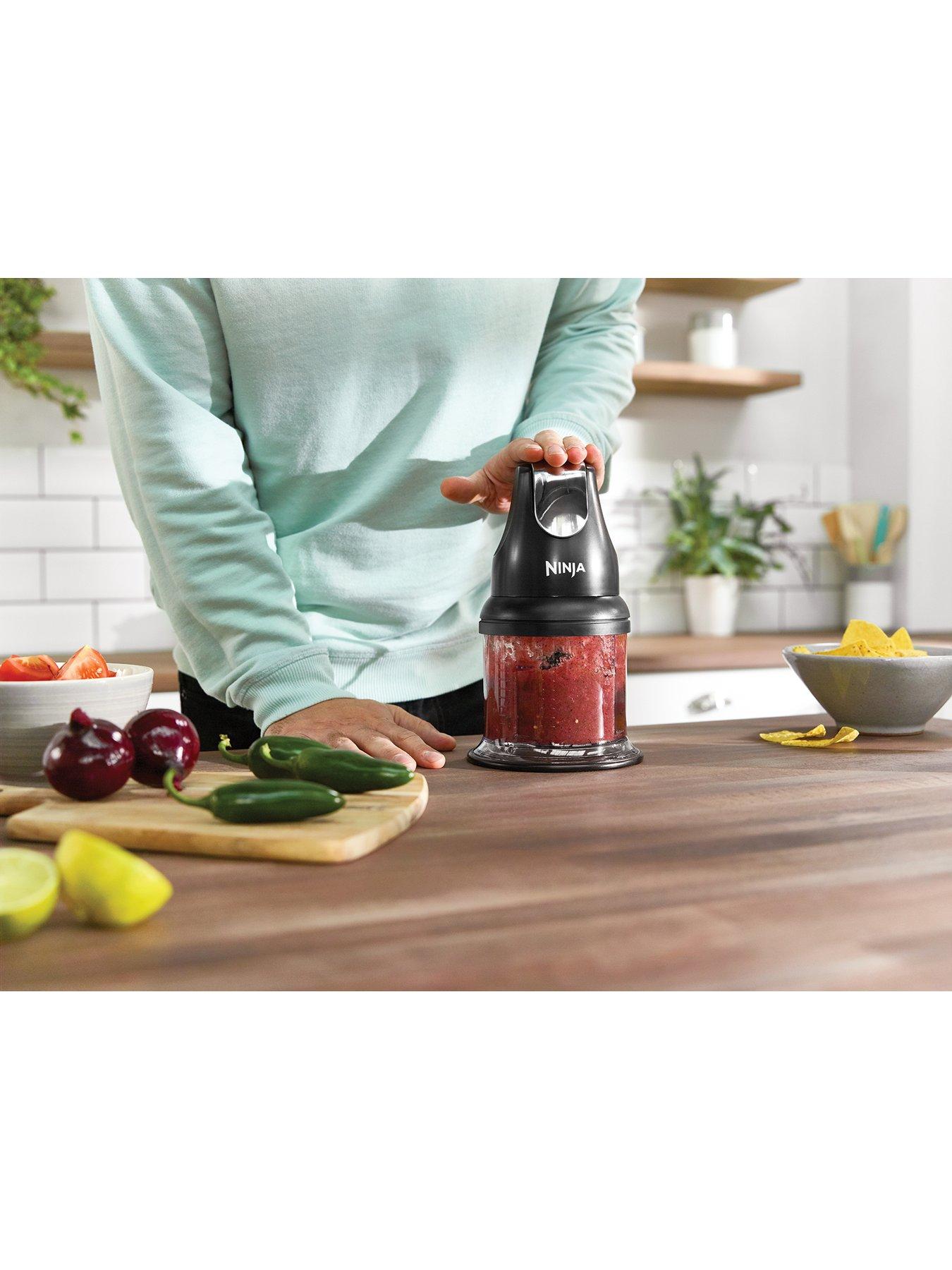 Image 4 of 7 of NINJA Professional Stackable Chopper 200W - (NJ1002UKBK)