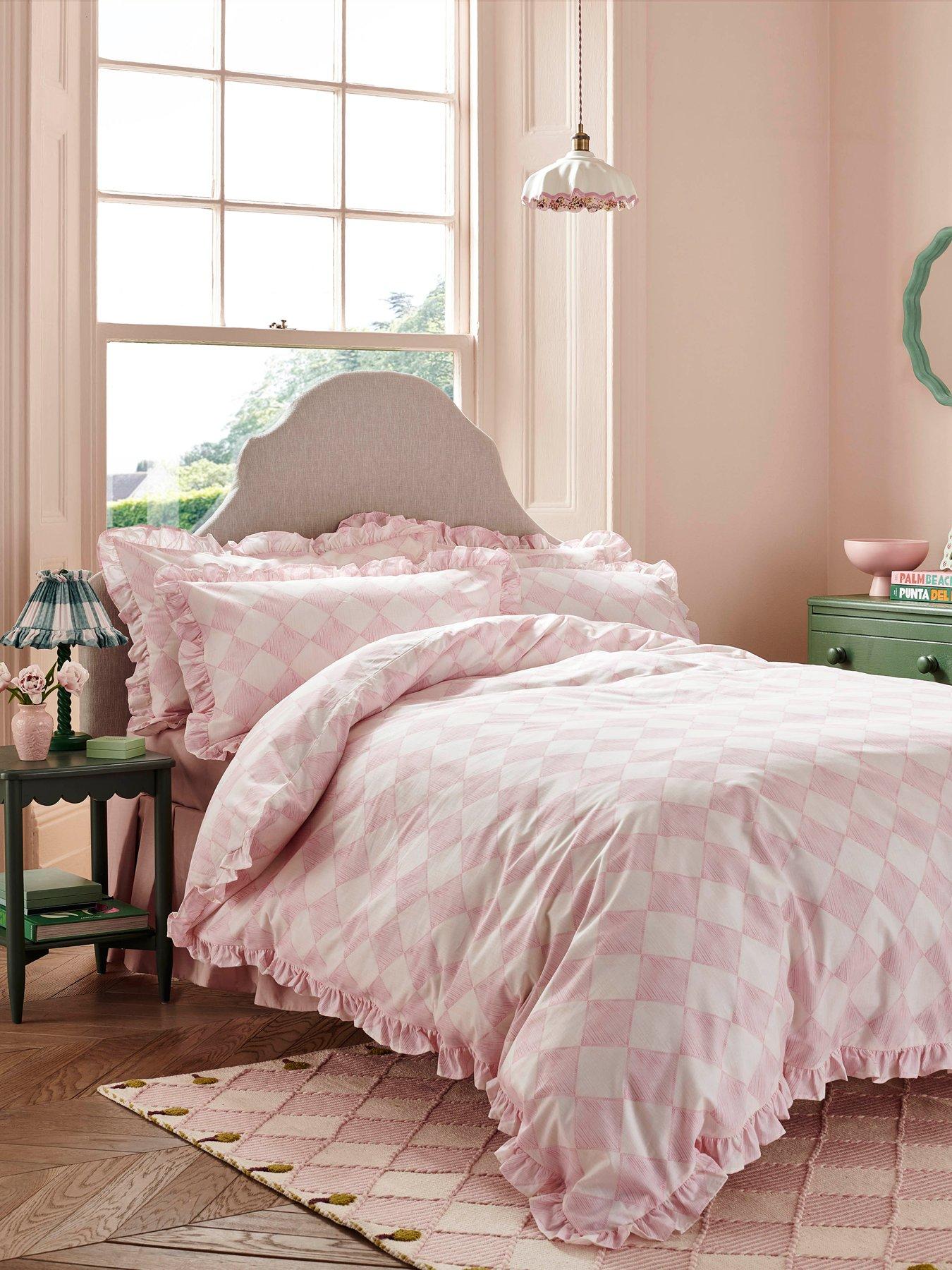 Cath Kidston Hand Painted Diamond 100% Cotton Double Quilt Set 200cm X 200cm - Pink/White