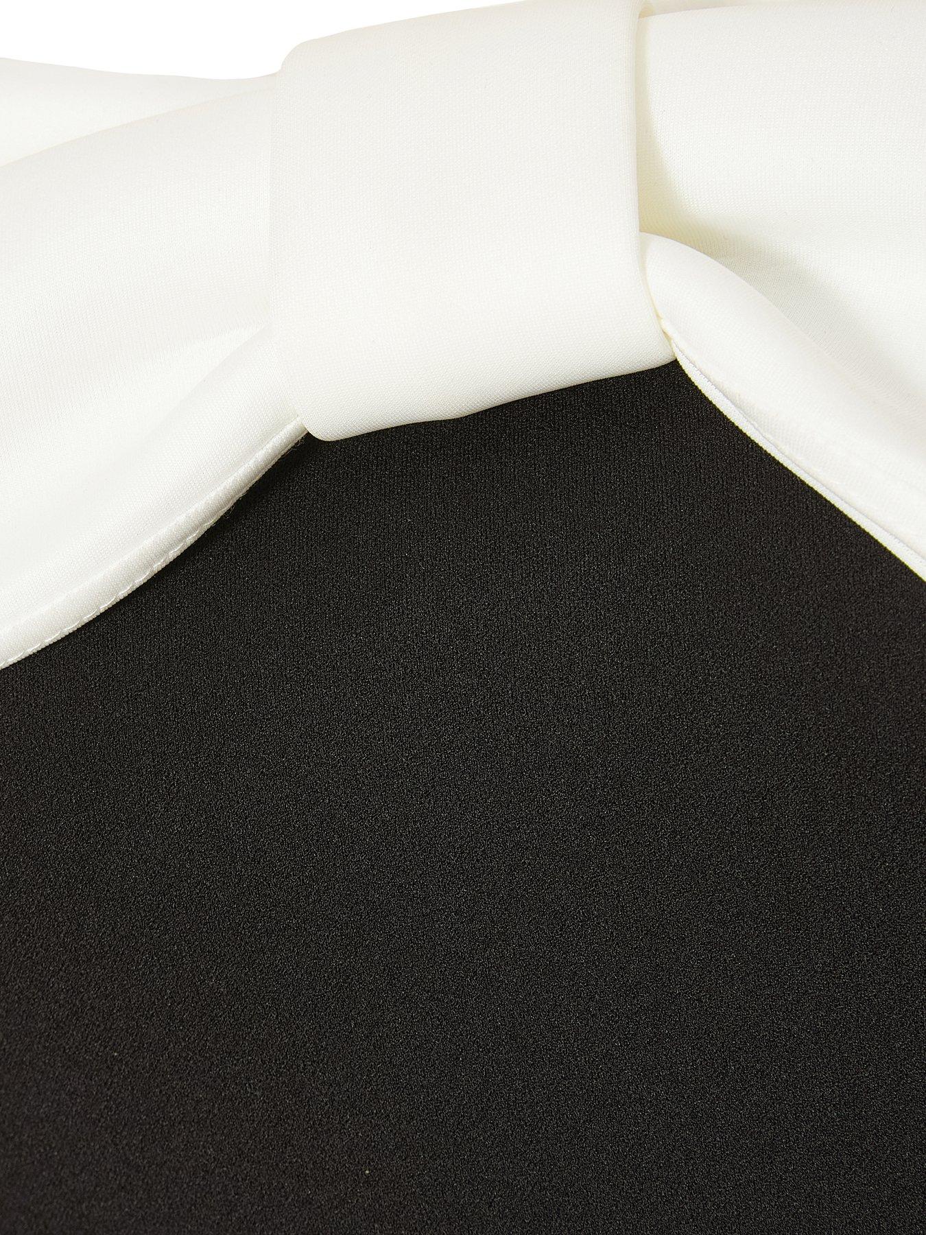 Image 6 of 6 of Quiz Black Contrast Bardot Maxi Dress