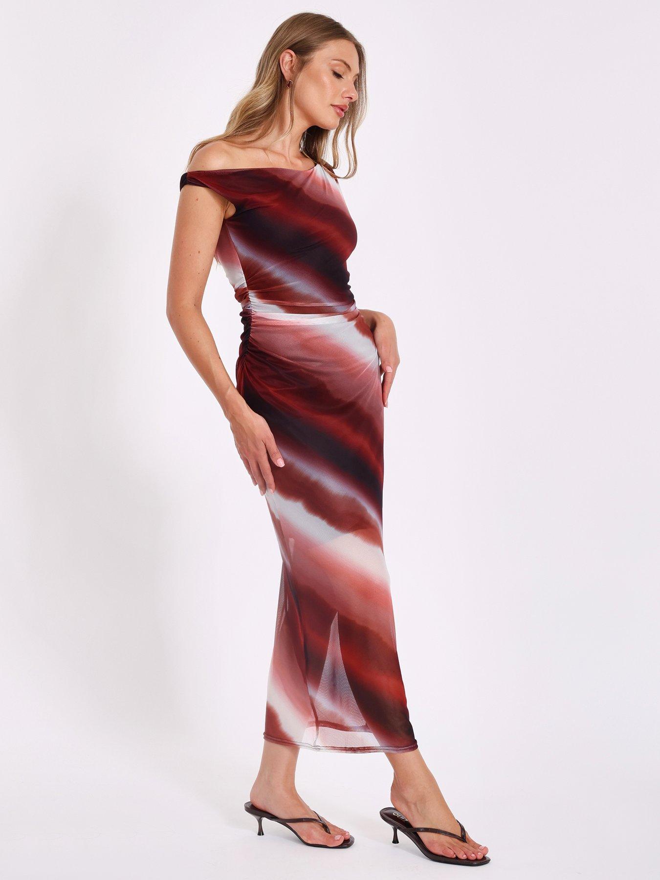 Image 3 of 6 of Quiz Brown Mesh Ombre Midaxi Dress