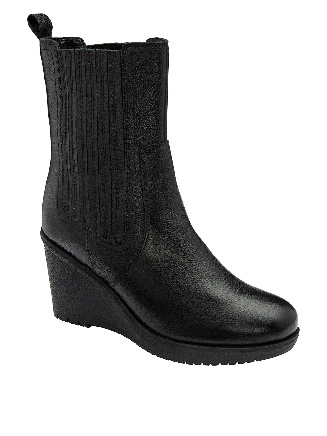 ravel-calvay-ankle-boots-black