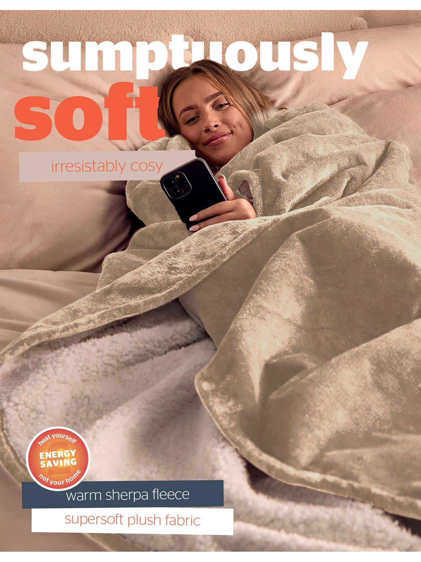 Image 4 of 7 of Silentnight Heat Genie Giant Blanket - Natural