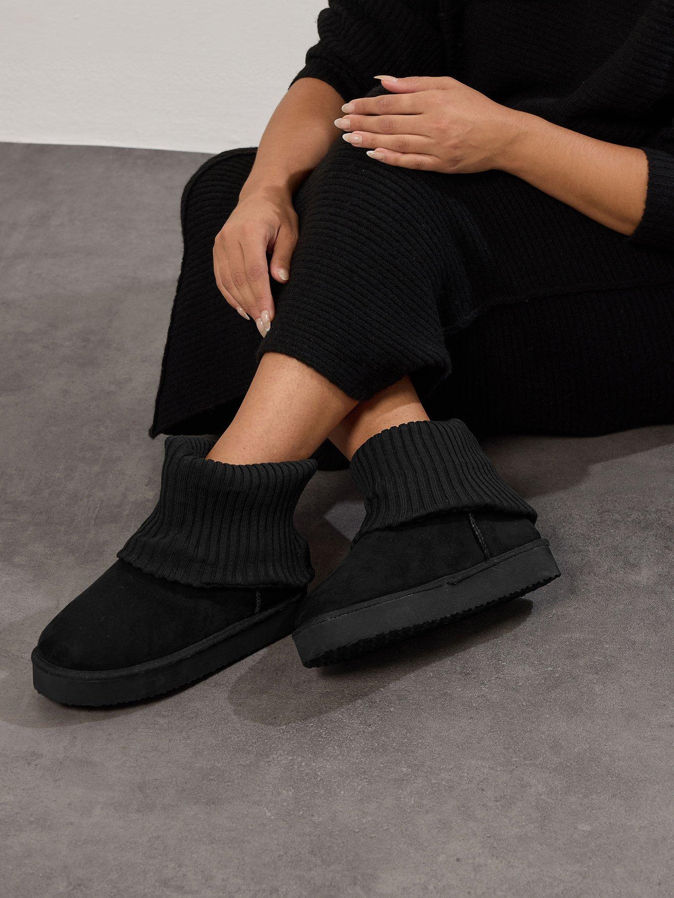 Image 4 of 4 of Yours Extra Wide Fit Knitted Cuff Fur Boot - Black