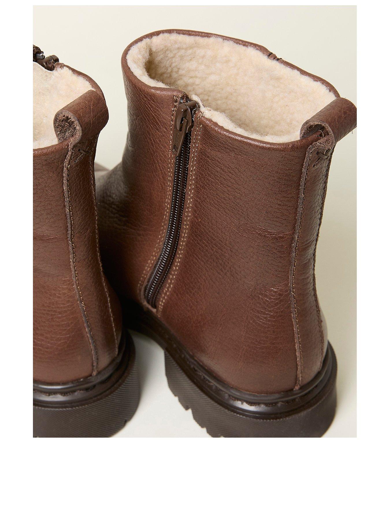 Image 3 of 3 of FatFace Winslie Boots - Chocolate Brown