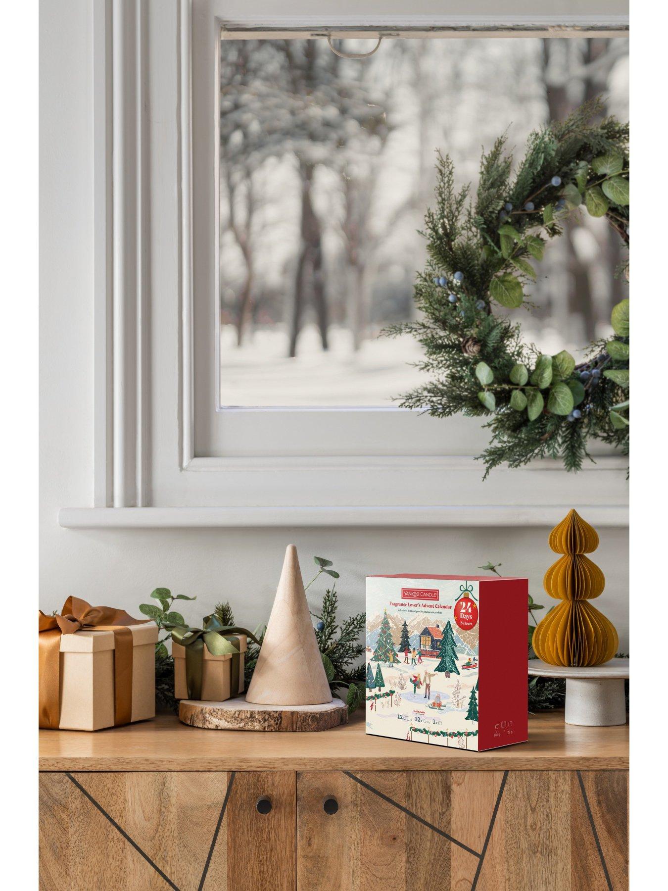 Image 1 of 4 of Yankee Candle Advent Book