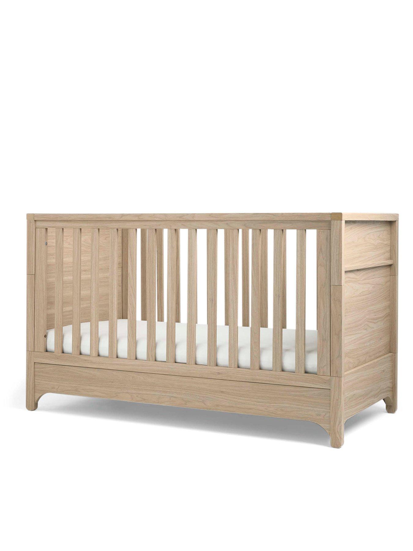 Image 4 of 7 of Mamas & Papas Barton Set (Cotbed &amp; Dresser)