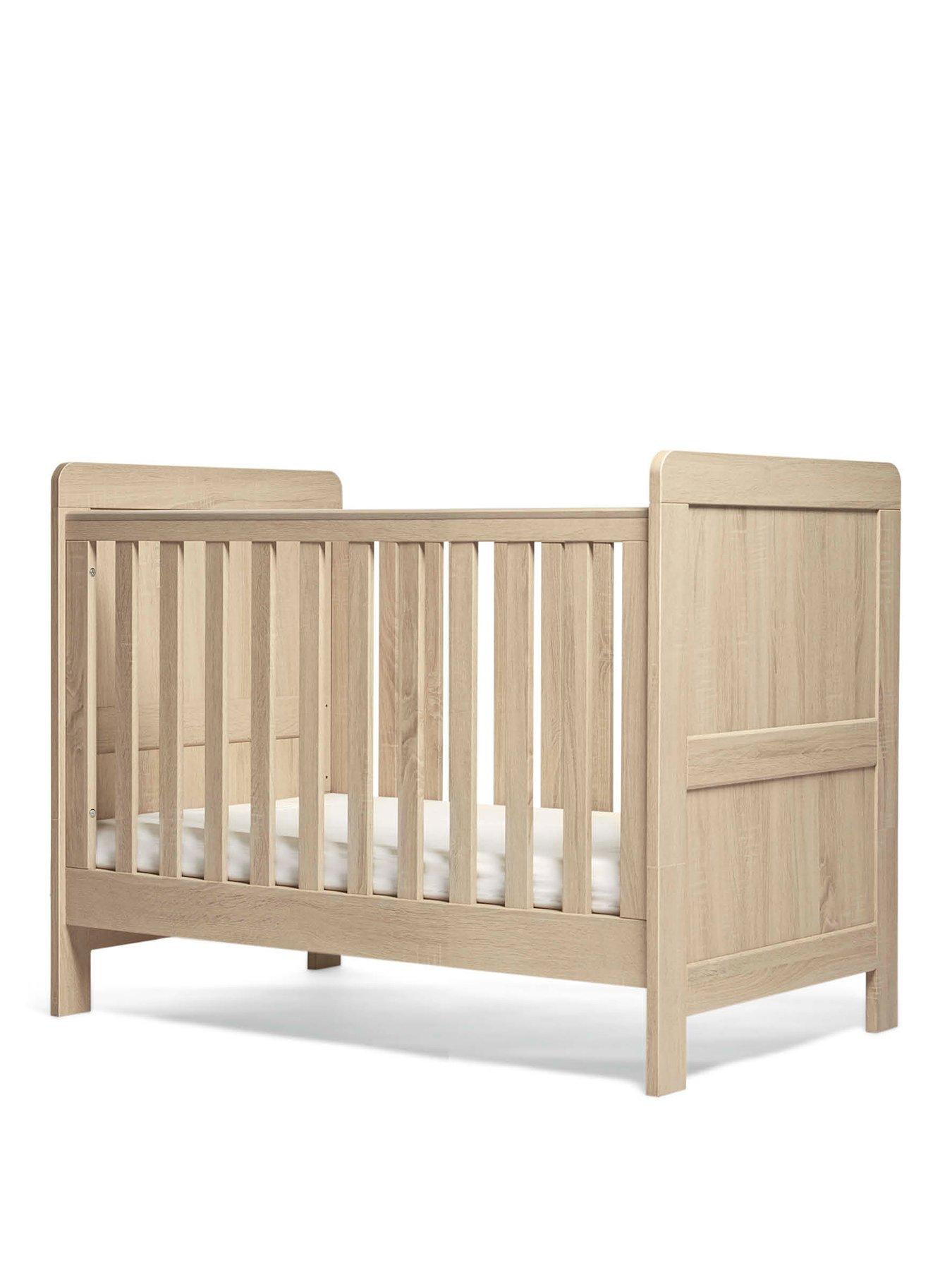 Image 2 of 6 of Mamas & Papas Atlas Small Cotbed Light Oak