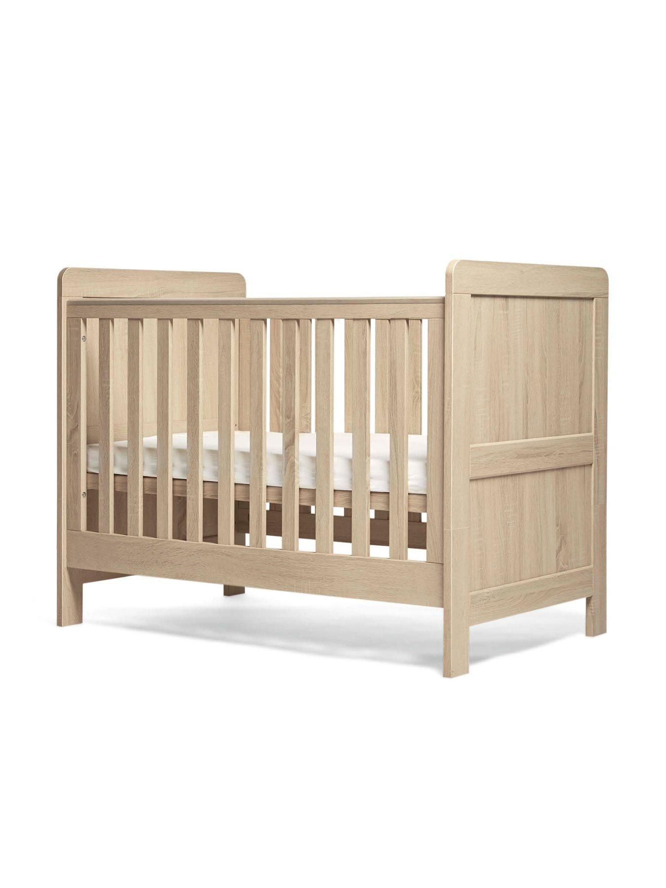 Image 4 of 6 of Mamas & Papas Atlas Small Cotbed Set (Small Cotbed &amp; Dresser) Light Oak