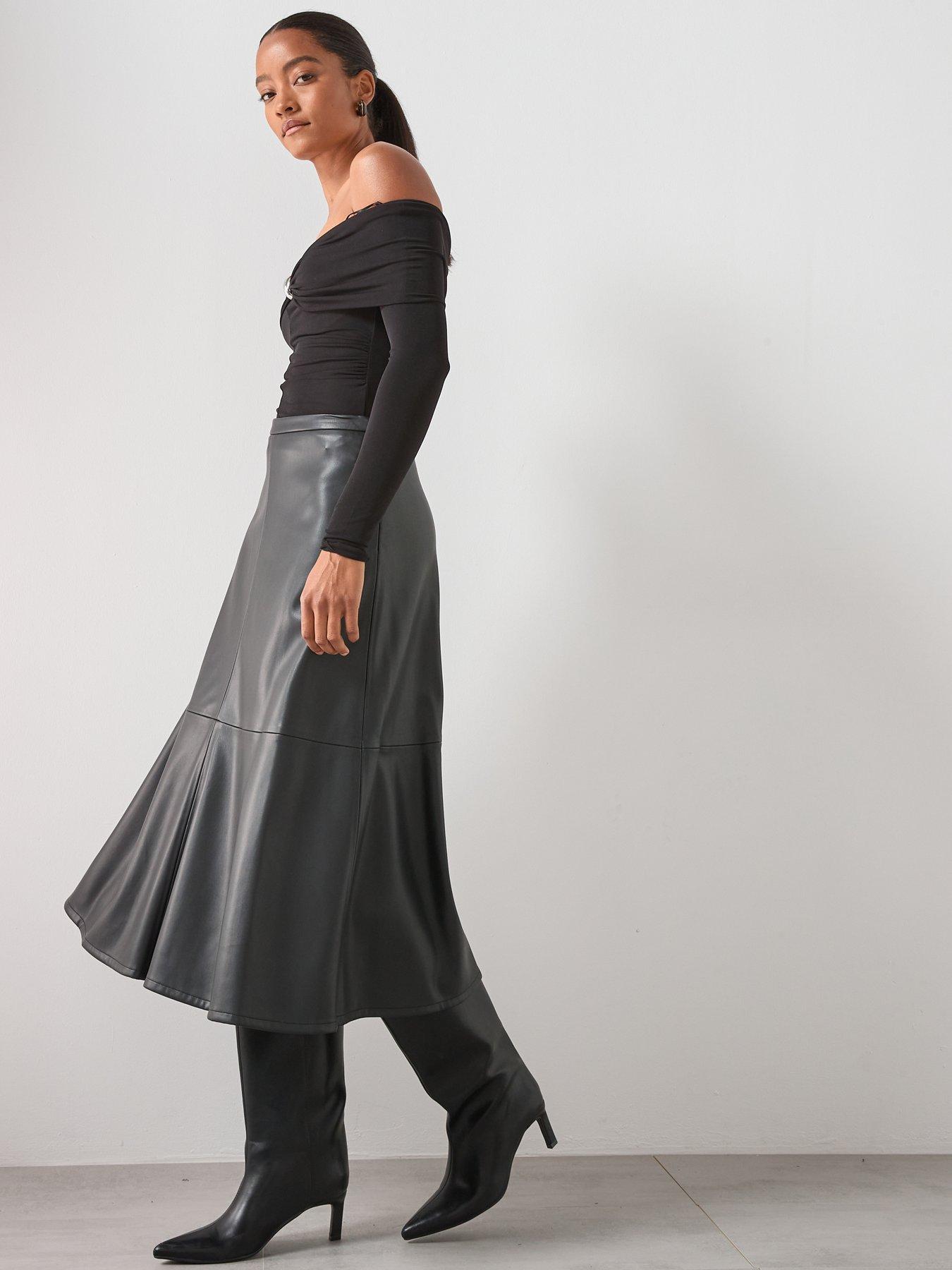 Image 3 of 6 of Mango Bardot Top &nbsp;- Black