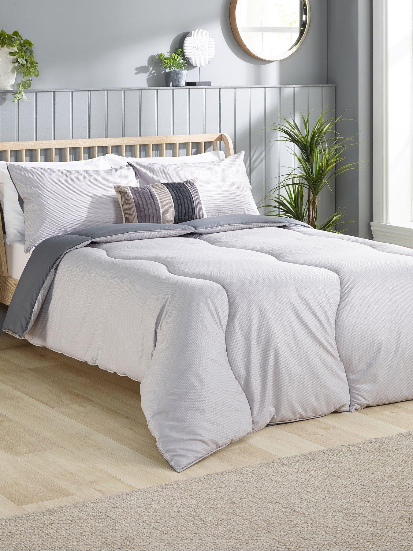 Image 1 of 7 of Slumberdown Coverless Comfort Embossed Waffle Duvet, 4.5 Tog