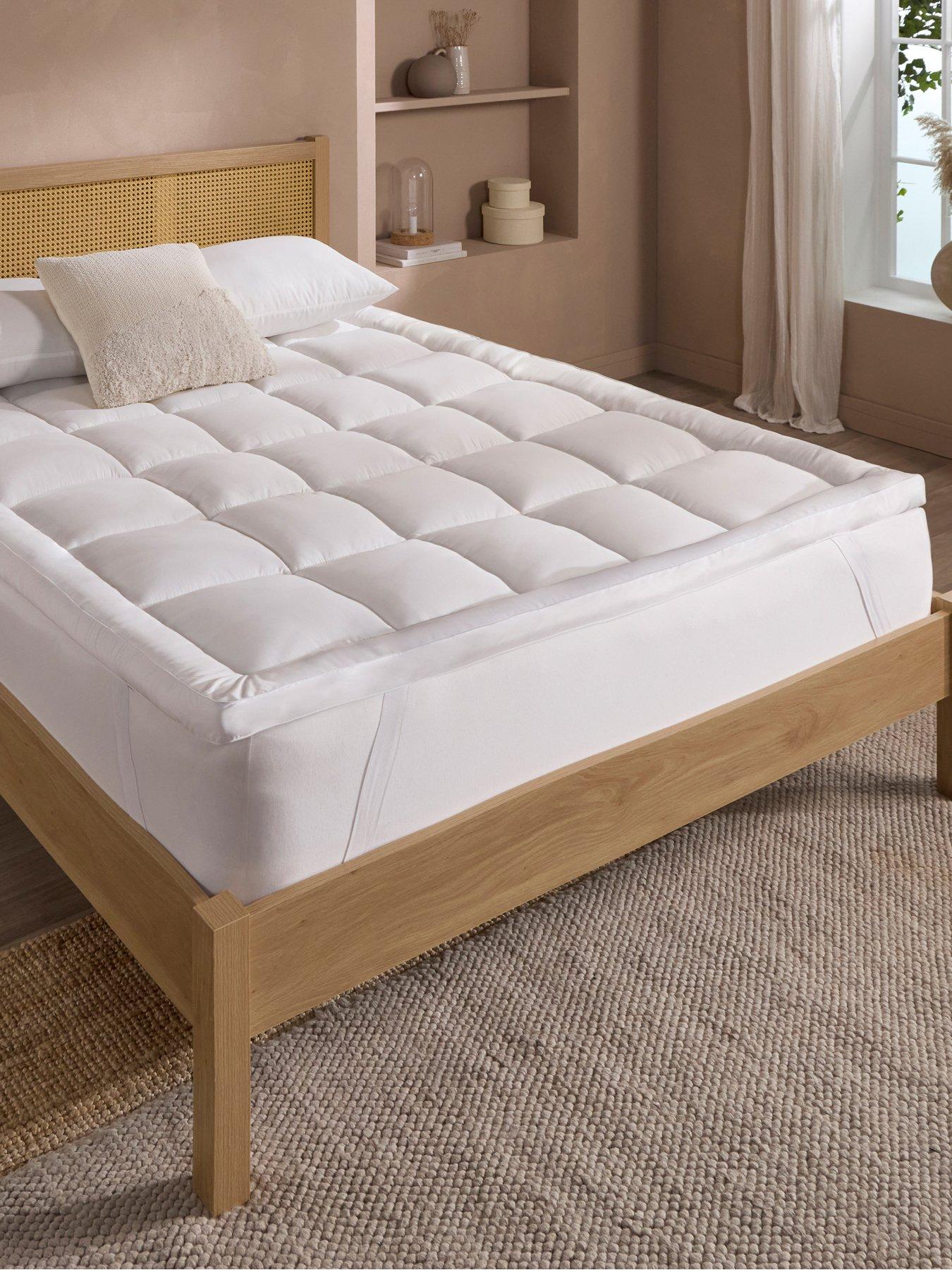 Image 1 of 7 of Slumberdown Sleep Soundly Climate Control Luxury Deep 5cm Mattress Topper