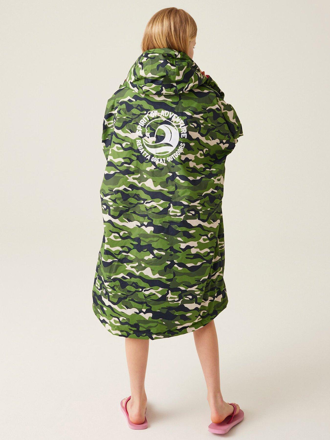 Regatta Junior Waterproof Changing Robe - Green | Very