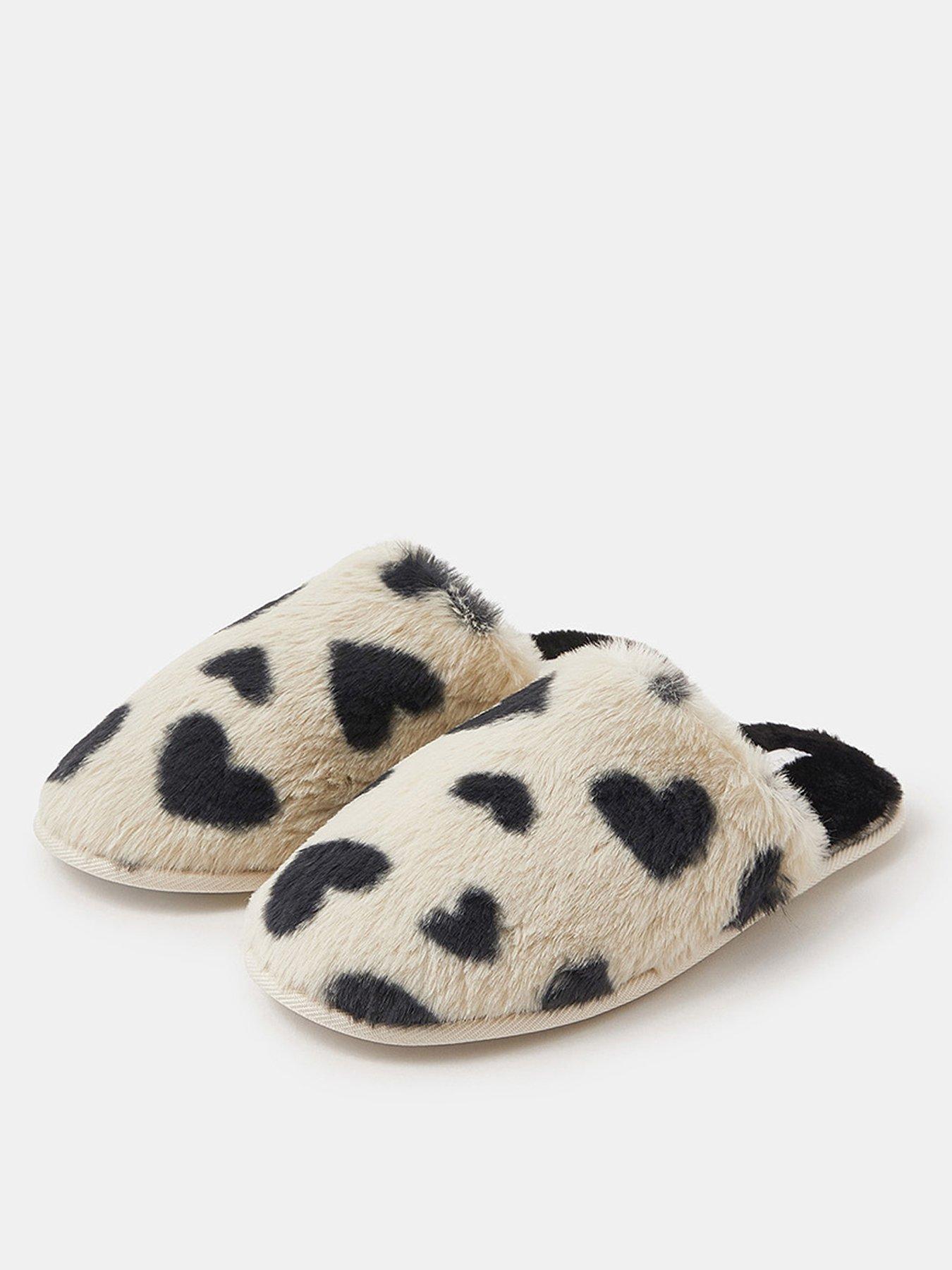 Image 2 of 4 of Accessorize Heart Fluffy Mule Slippers - Multi