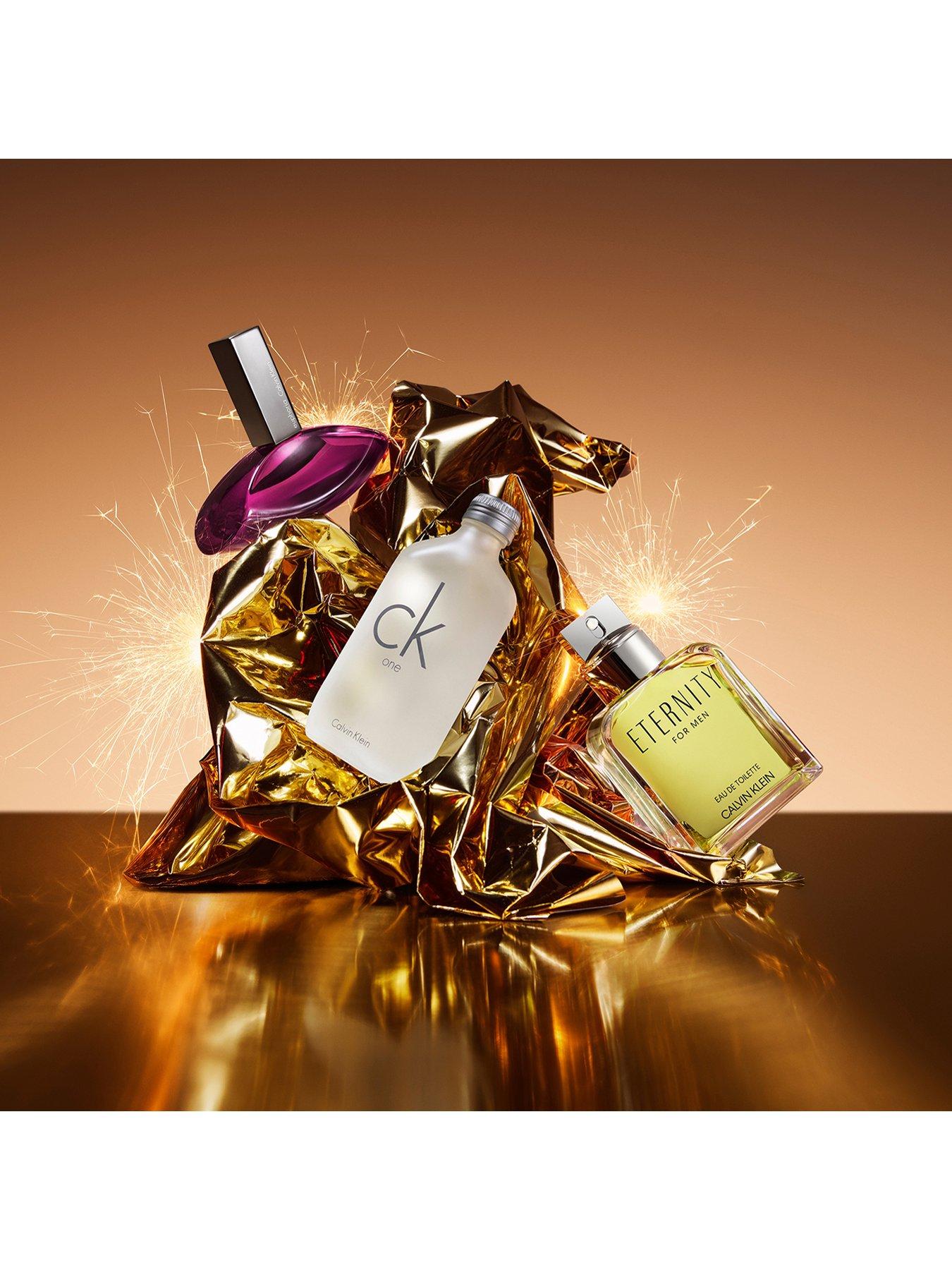 Image 5 of 6 of Calvin Klein CK One Eau de Toilette and Shower Gel Unisex Gift Set