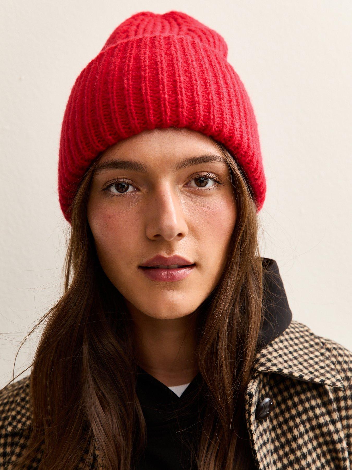 New Look Ribbed Knit Beanie - Red