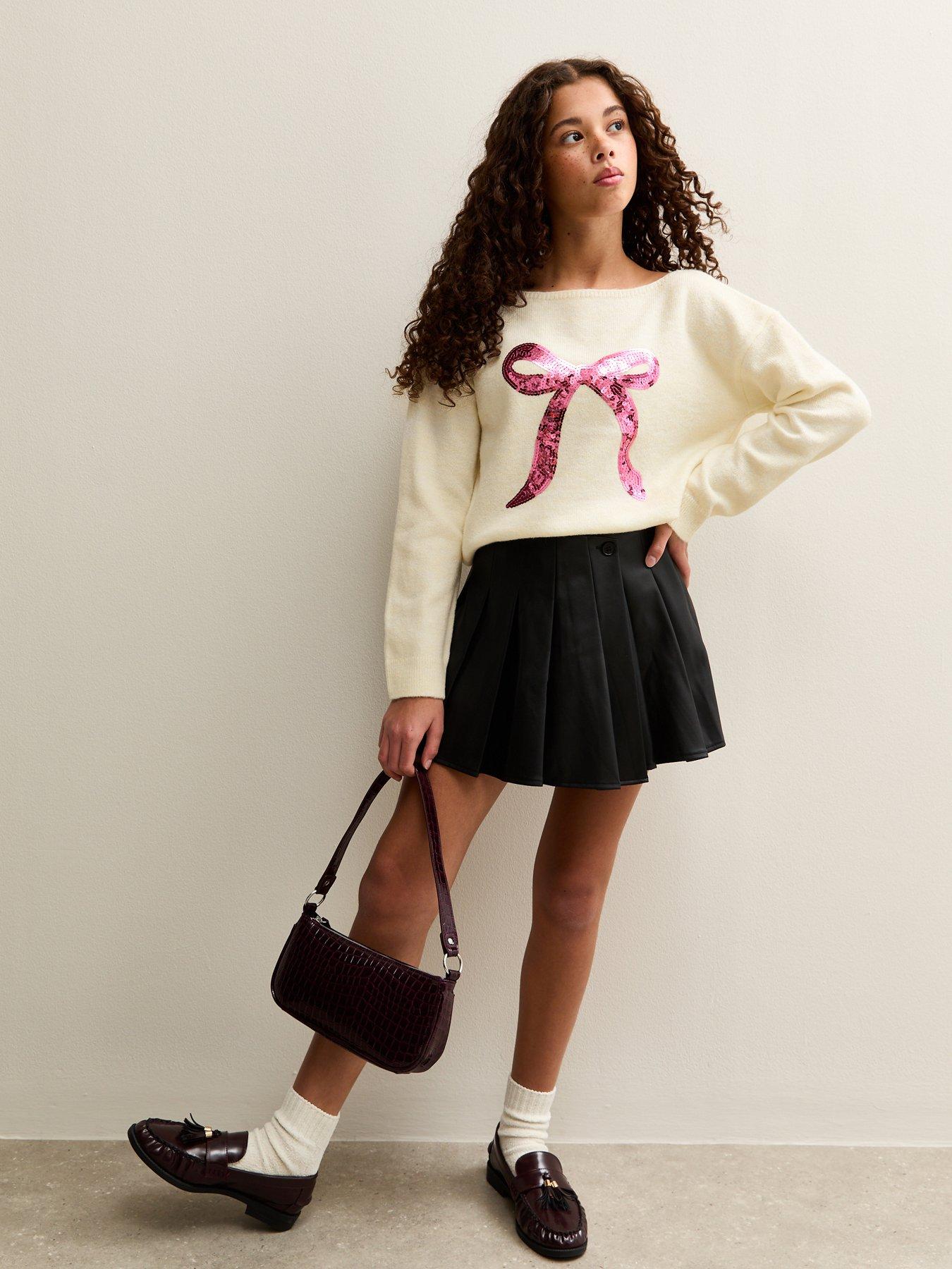 Image 3 of 5 of New Look 915 Girls Sequin Bow Jumper - Cream