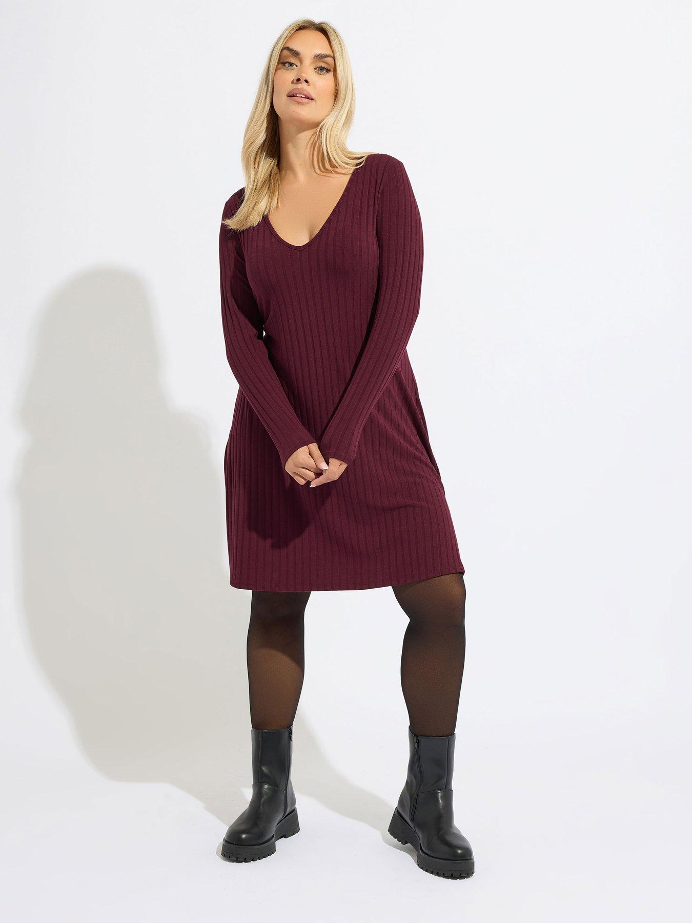 slim fit dress slacks Sara Flared Short Dress in Scarlet Red