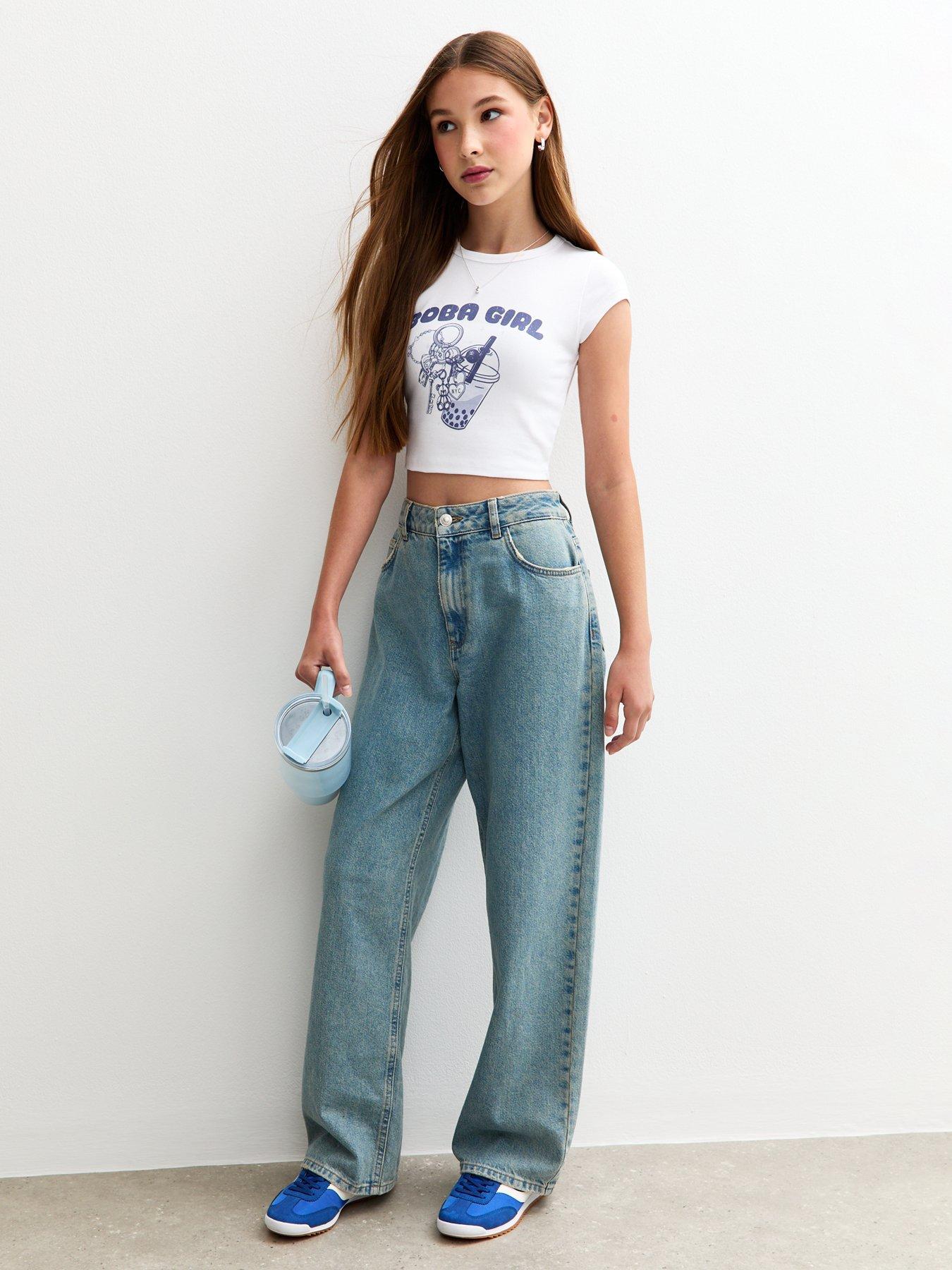 Image 5 of 5 of New Look 915 Boba Tea Charm Cap Sleeve Cropped T-Shirt - White