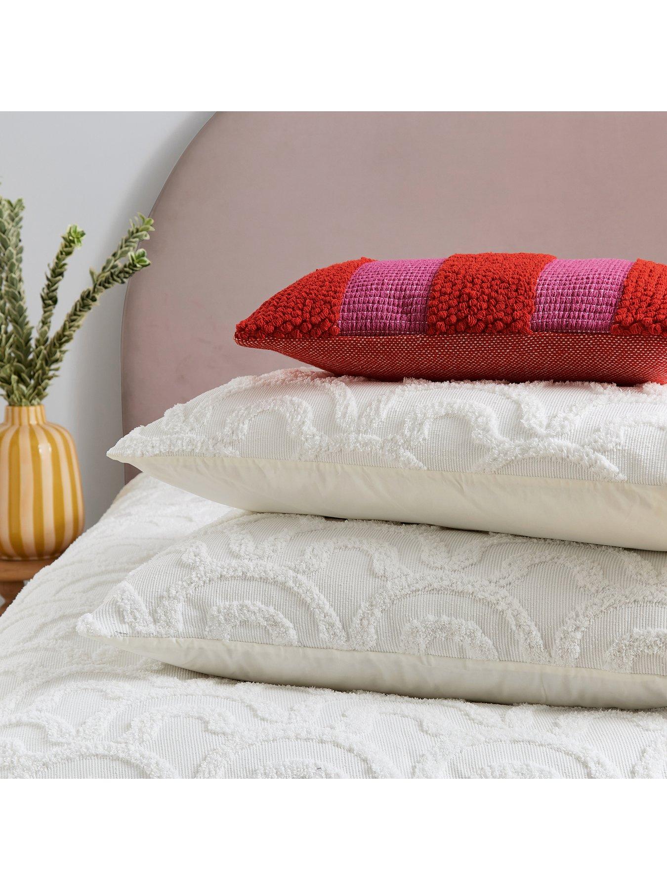 Image 3 of 6 of Helena Springfield Isla Cushion 30X50 Cm