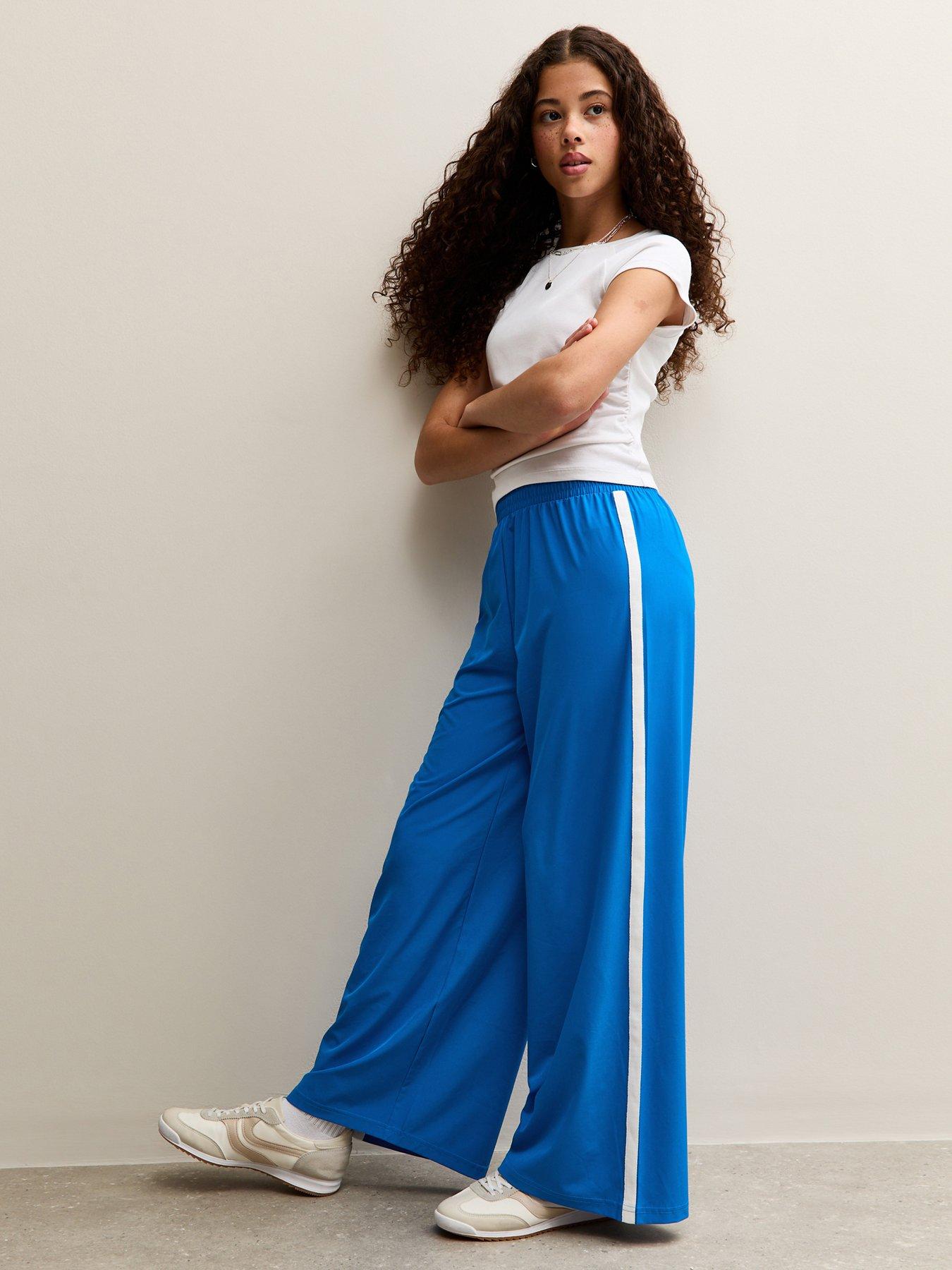 New Look 915 Girls Tech Side Stripe Super Wide Joggers - Bright Blue