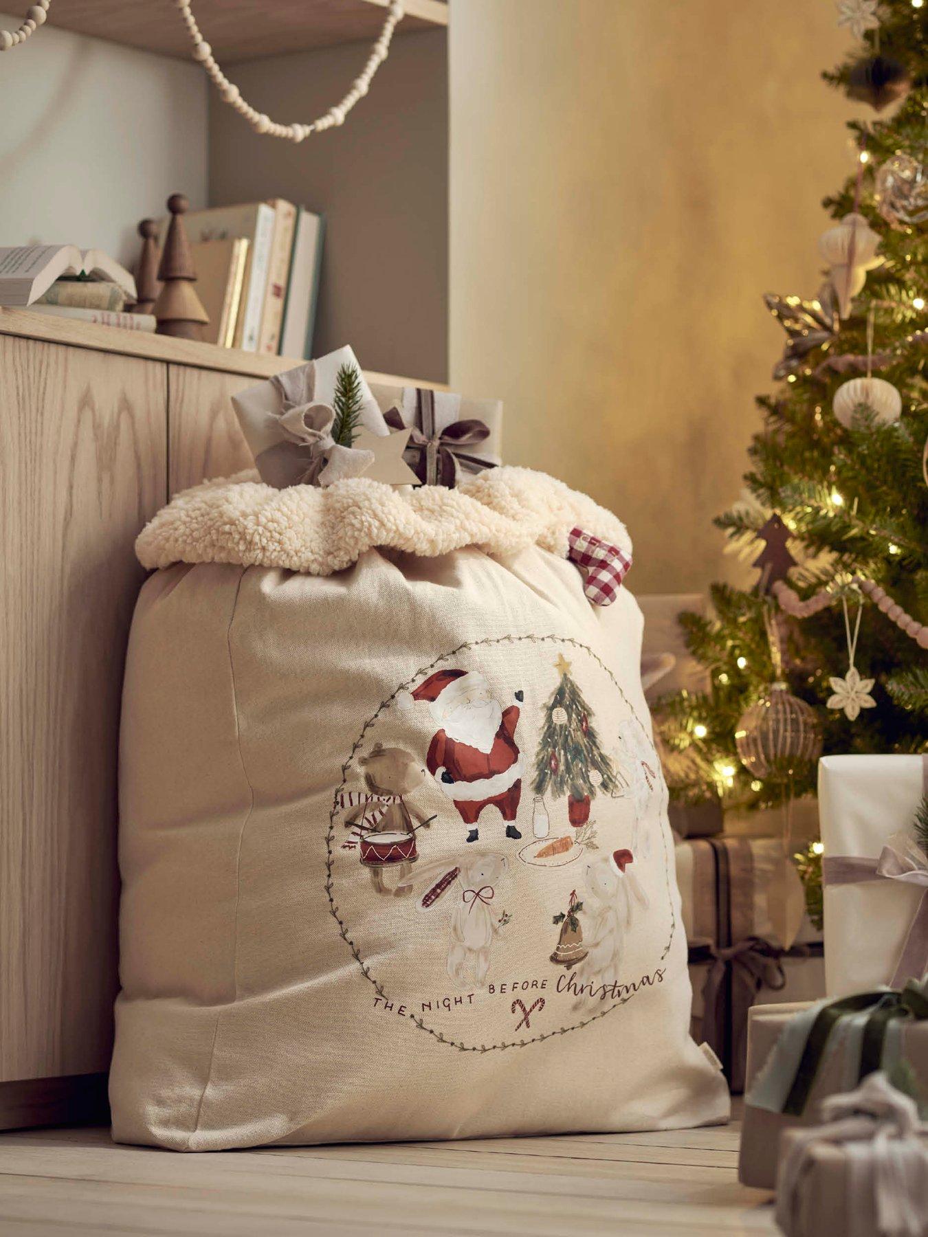 Image 1 of 5 of Mamas & Papas Large Sack - Calico 2025