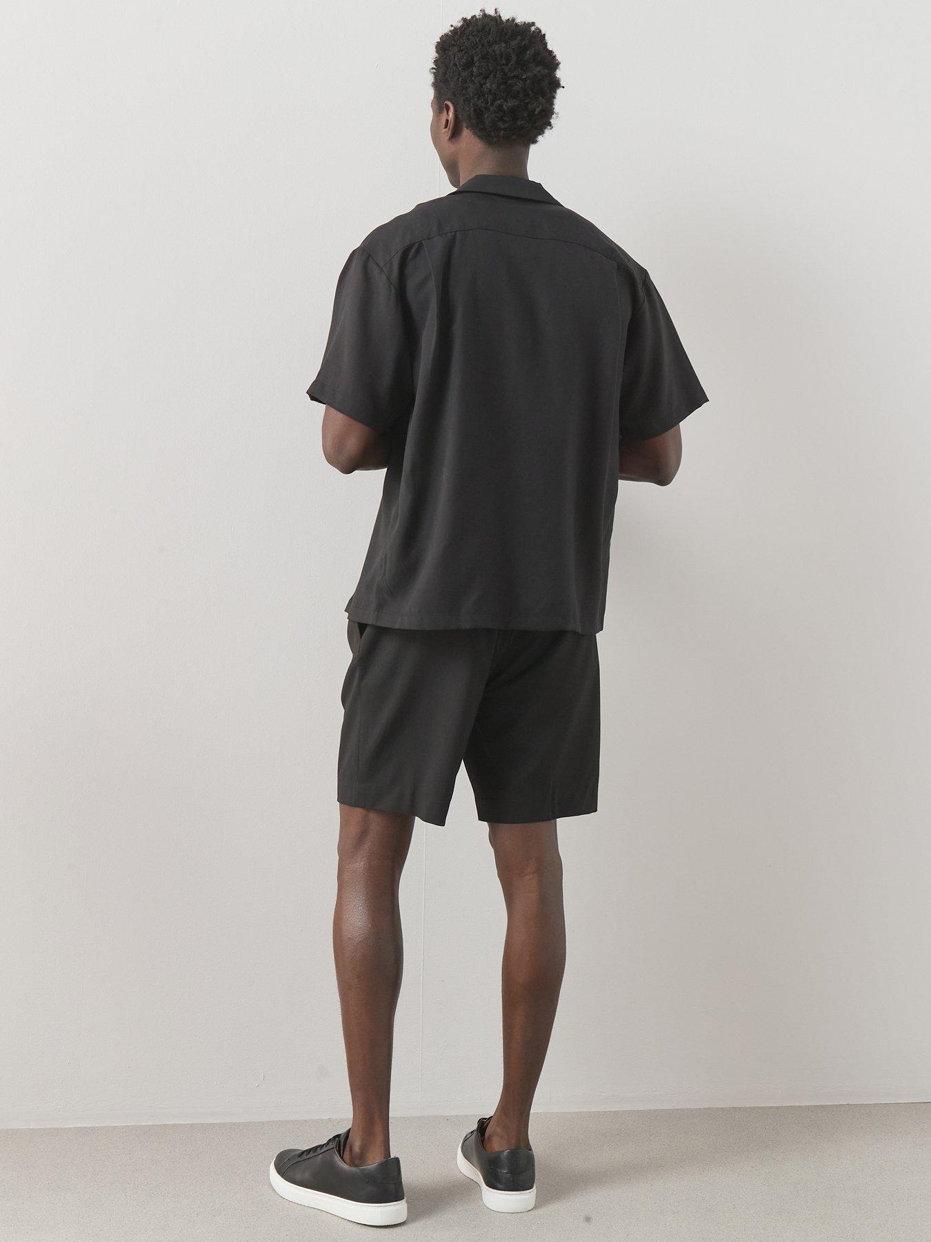 Image 2 of 7 of The Very Collection Boxy Short Sleeve Shirt - Black
