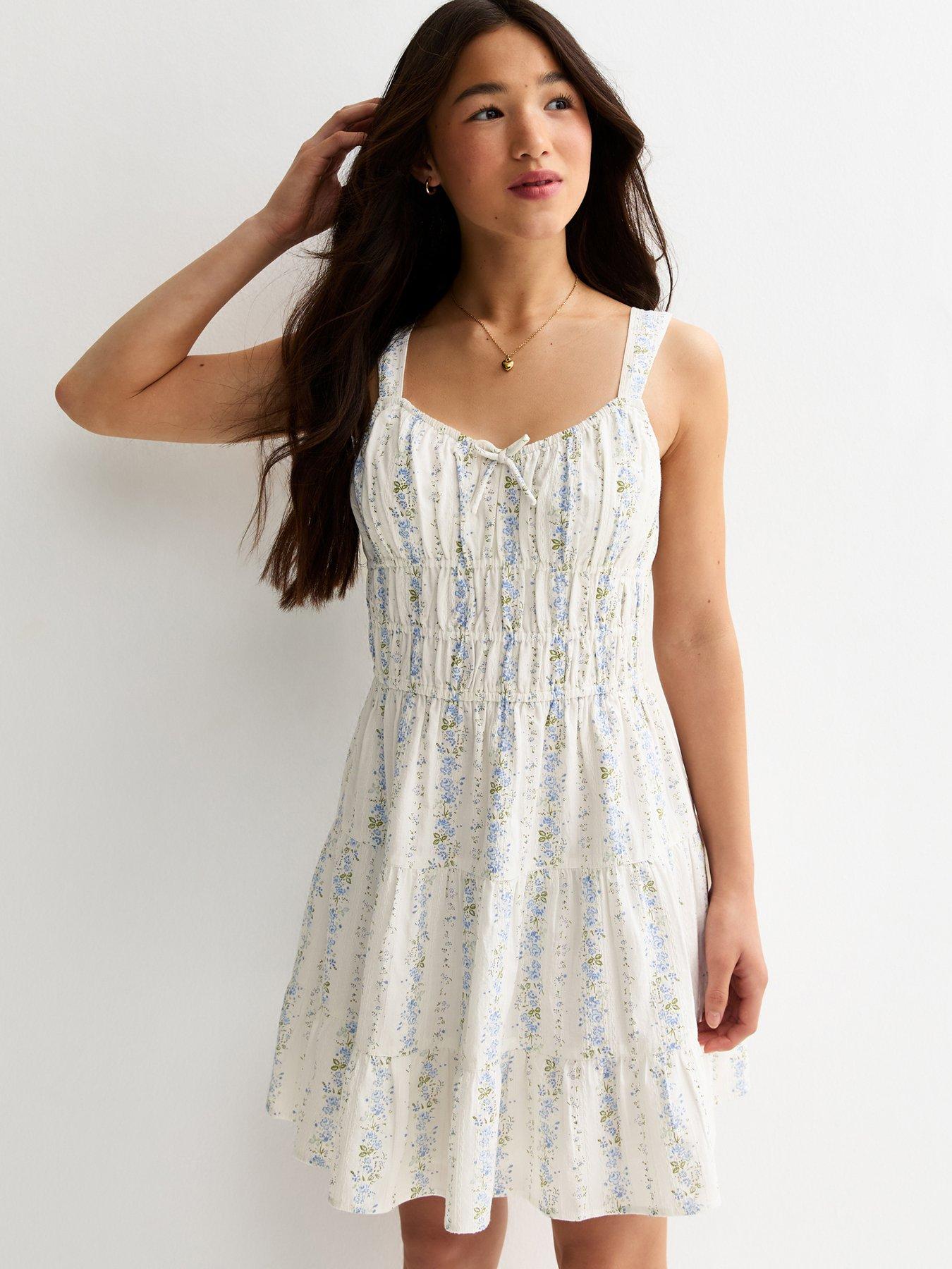 Image 3 of 5 of New Look 915 Girls Floral Ruched Mini Dress - White And Blue