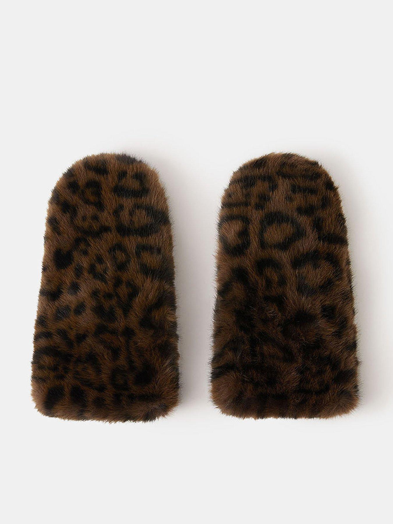 accessorize-leopard-fur-mitten-mutli